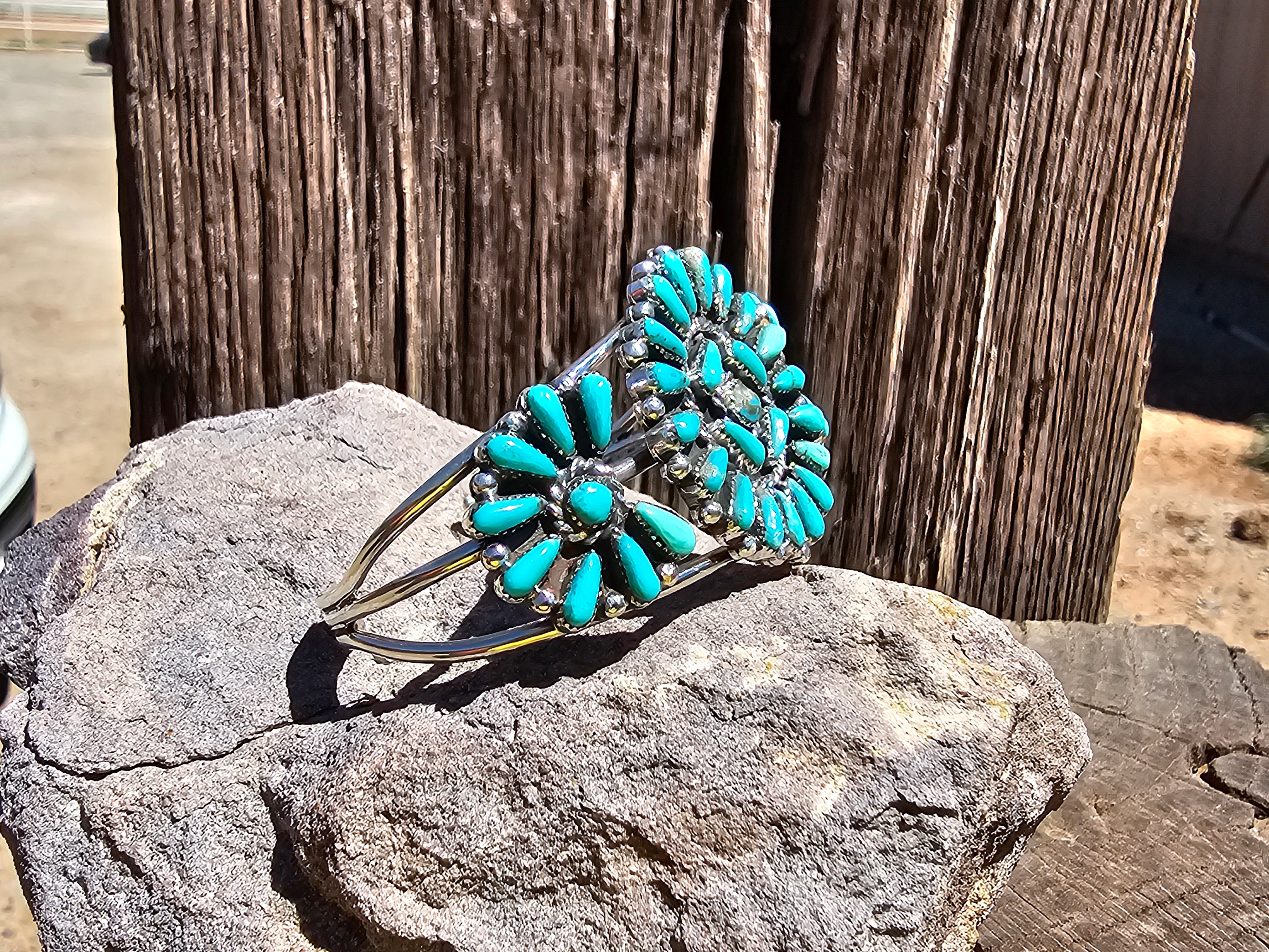 Spinning Wheel Cluster Cuff