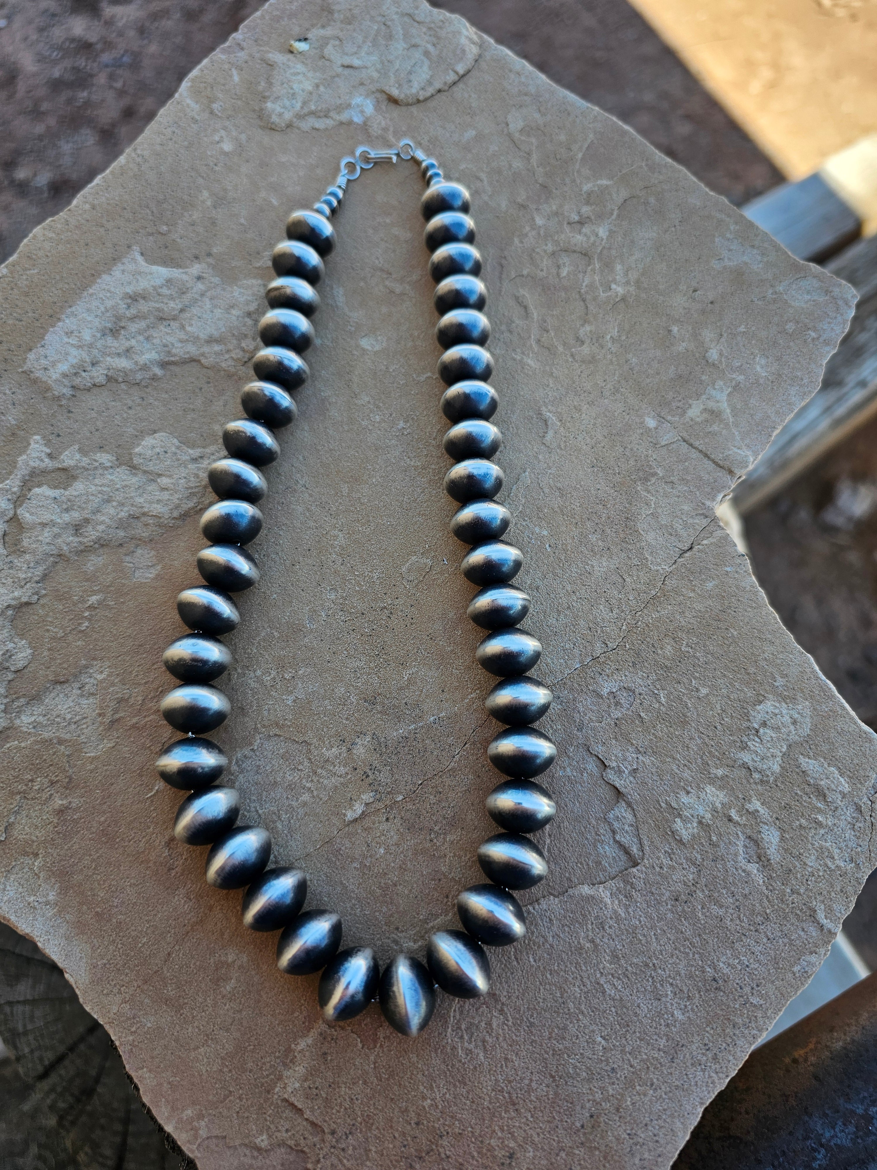 20" Saucer Navajo Pearl Necklace