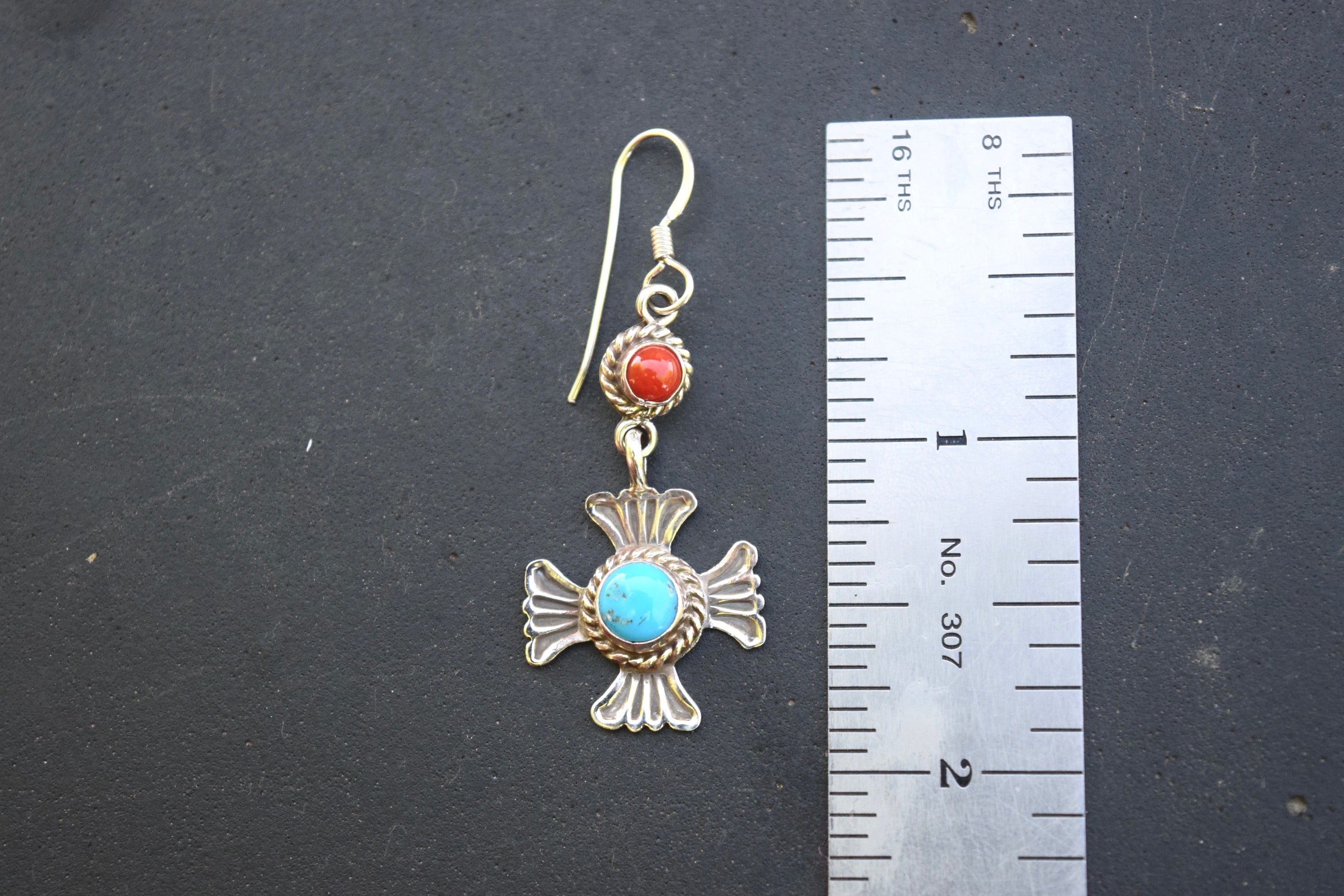 VINTAGE DANGLE EARRINGS FROM THE RODGERS COLLECTION