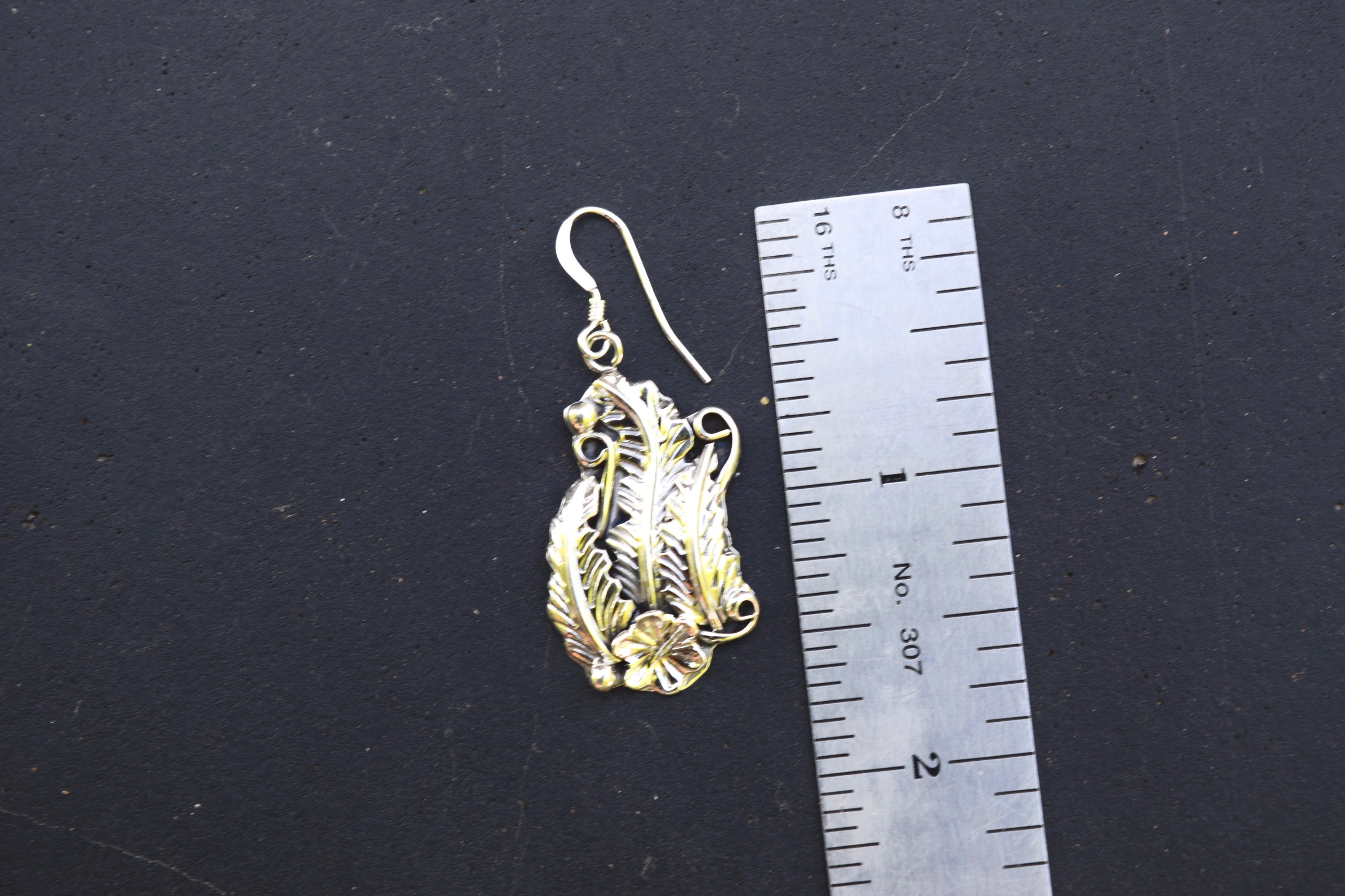 VINTAGE ALL SILVER FEATHER EARRINGS FROM THE RODGERS COLLECTION