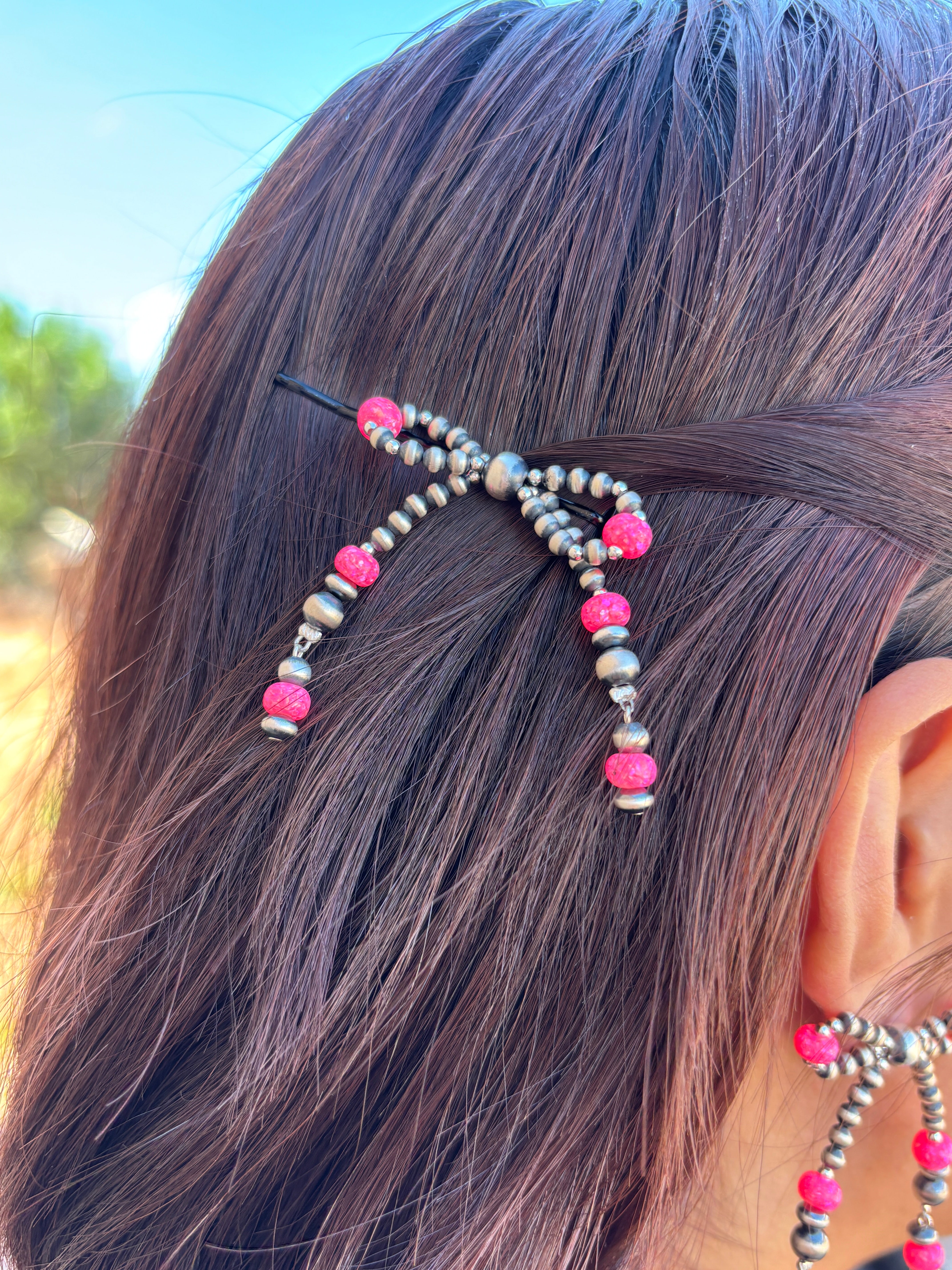 Pearl Bow Tie Hair Accessory