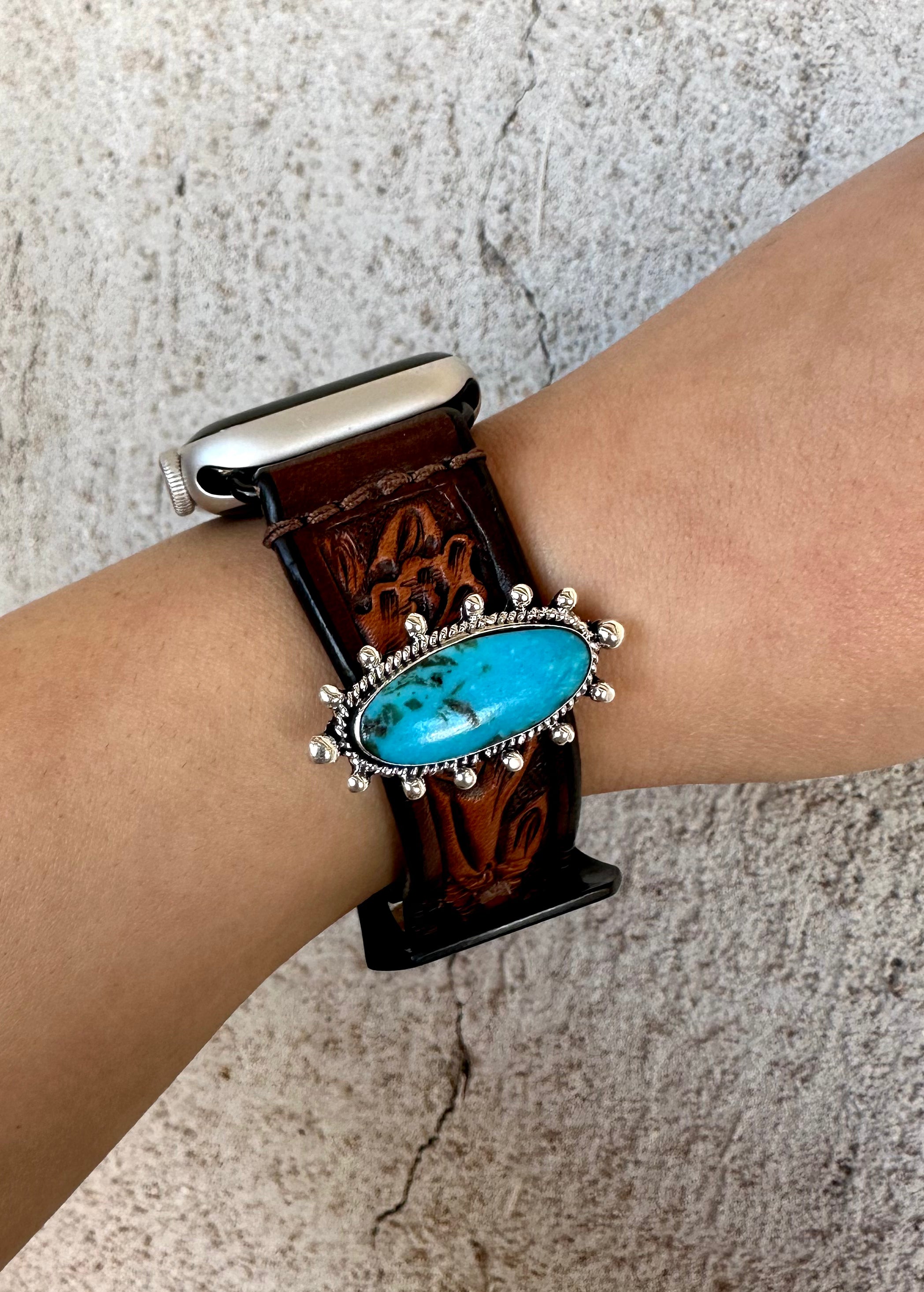 Showstopper Oval Apple Watch Accessory
