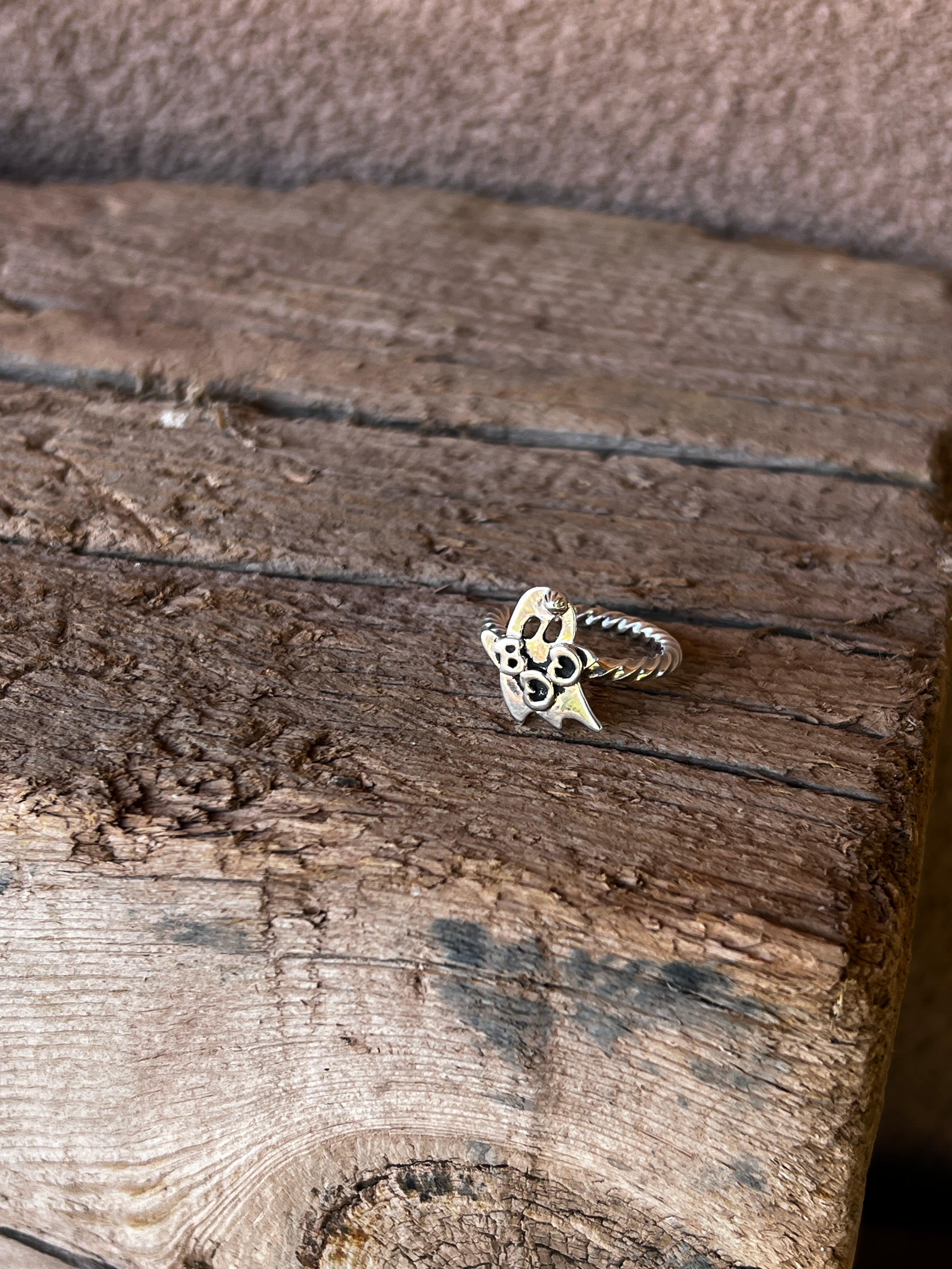 Lil' Spooky, Ghost Ring