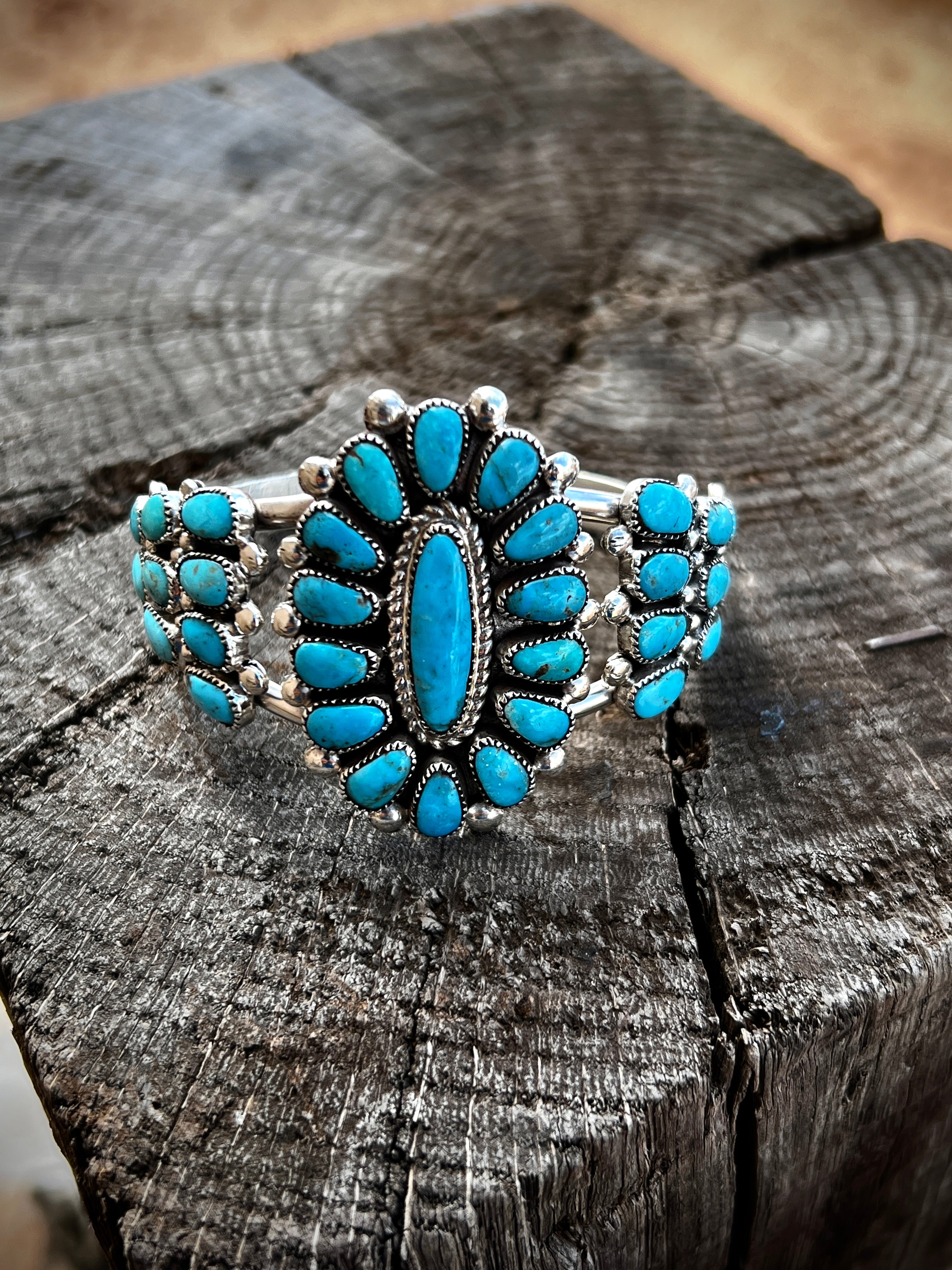 Zuni Cluster Cuff by Zuni Artist Lorraine Waatsa