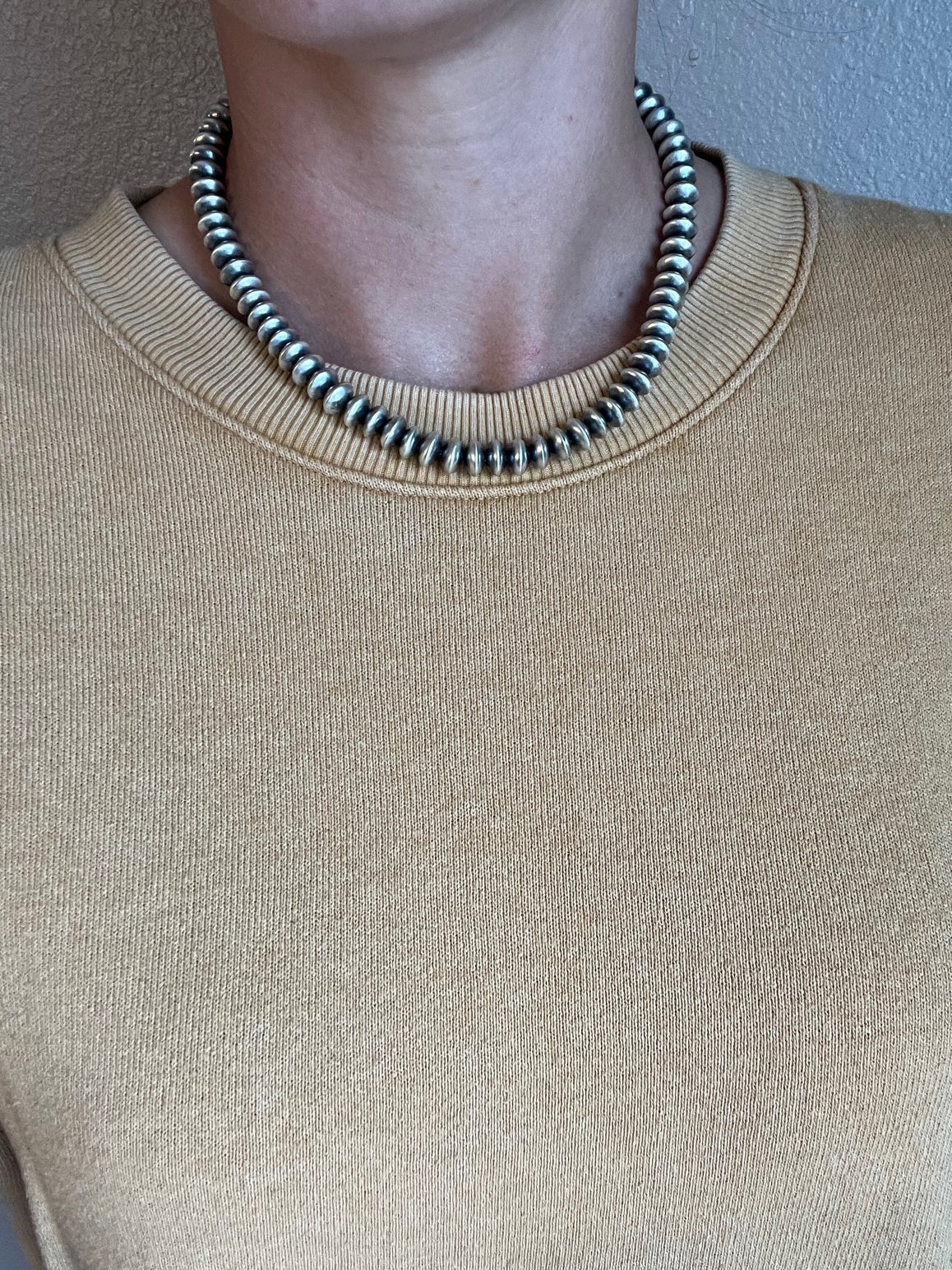 16" HANDMADE NAVAJO PEARL SAUCER BEAD NECKLACE