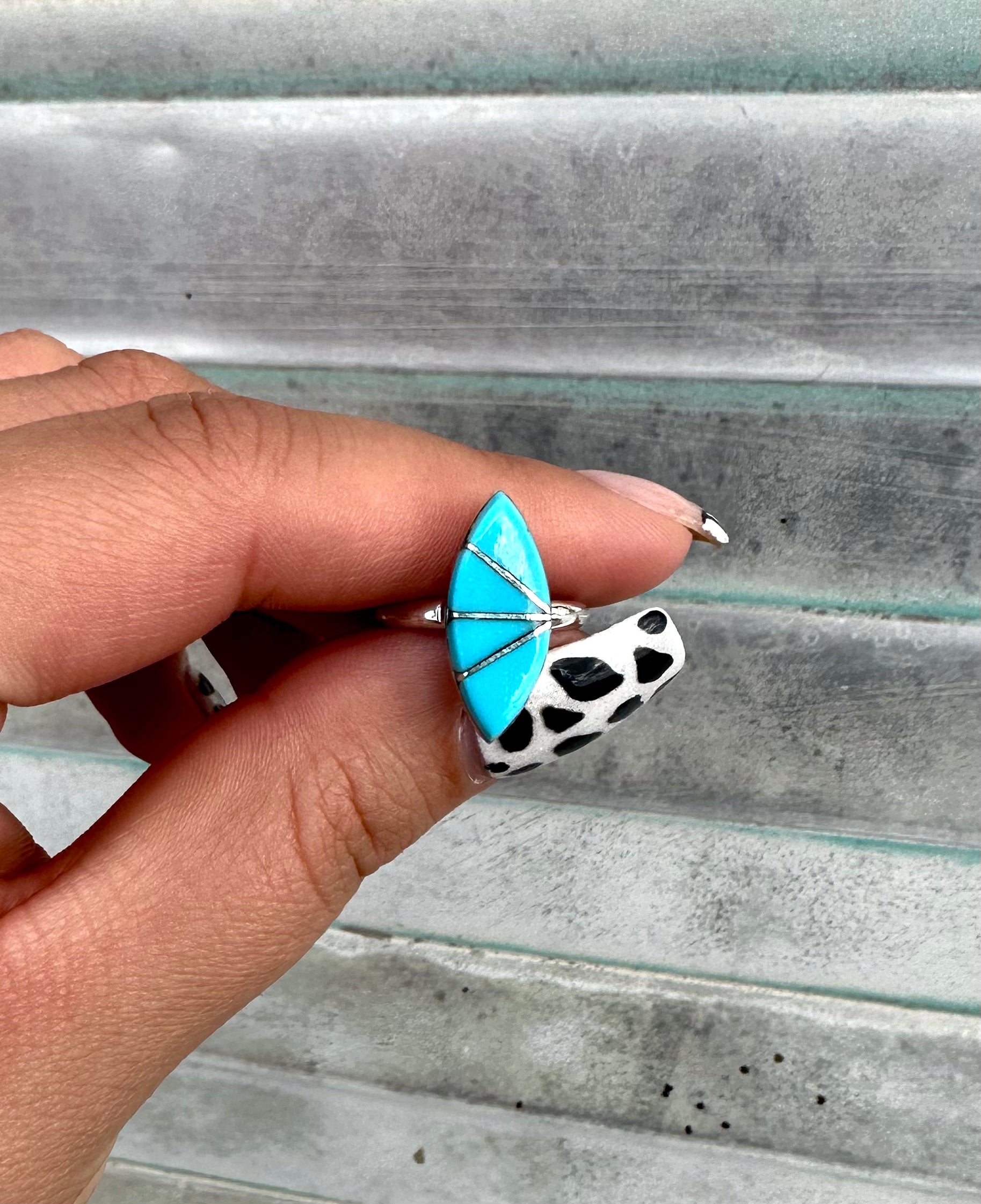 Raindrop Zuni Ring