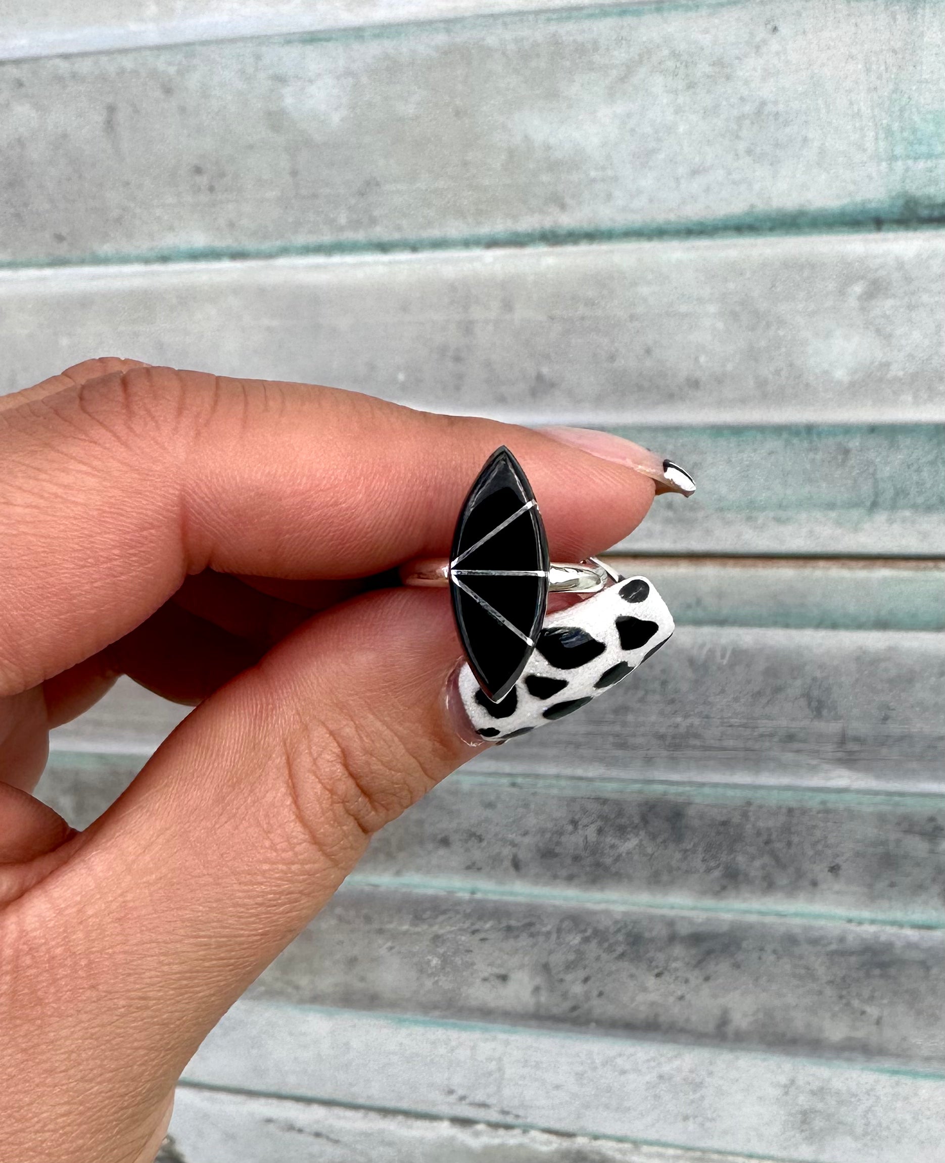 Raindrop Zuni Ring