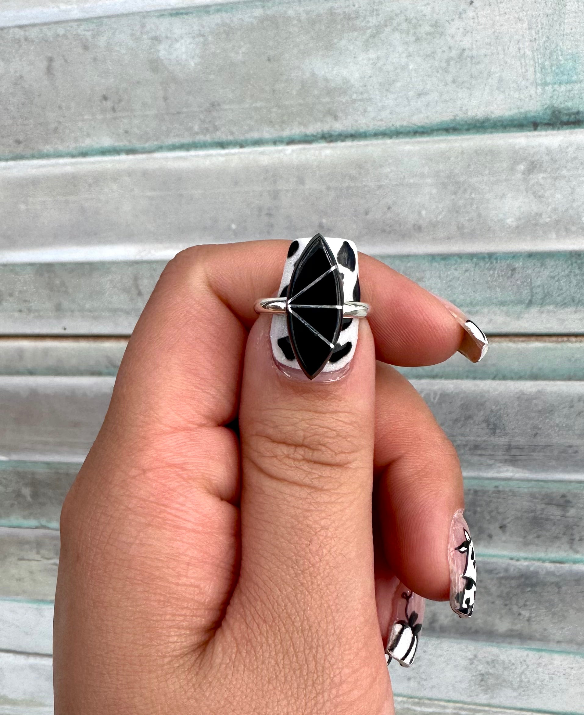 Raindrop Zuni Ring