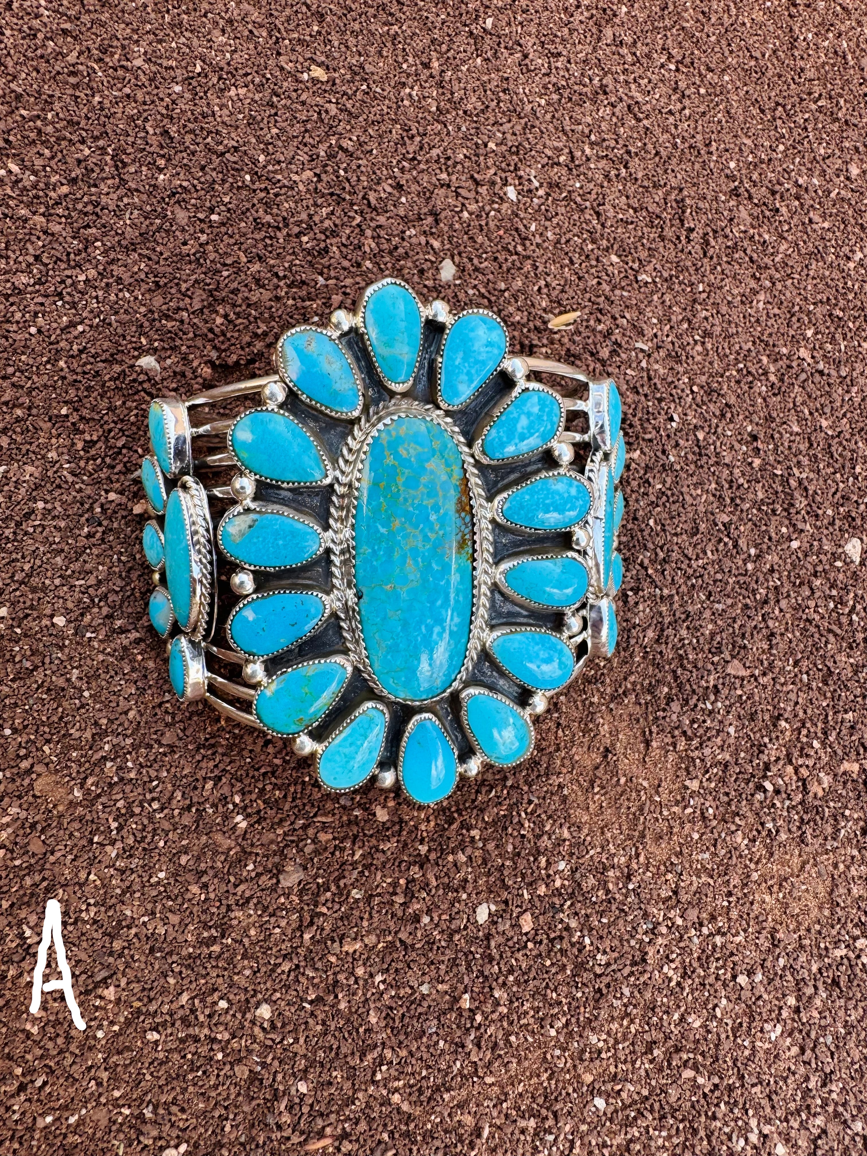 Large Oval Cluster Cuff