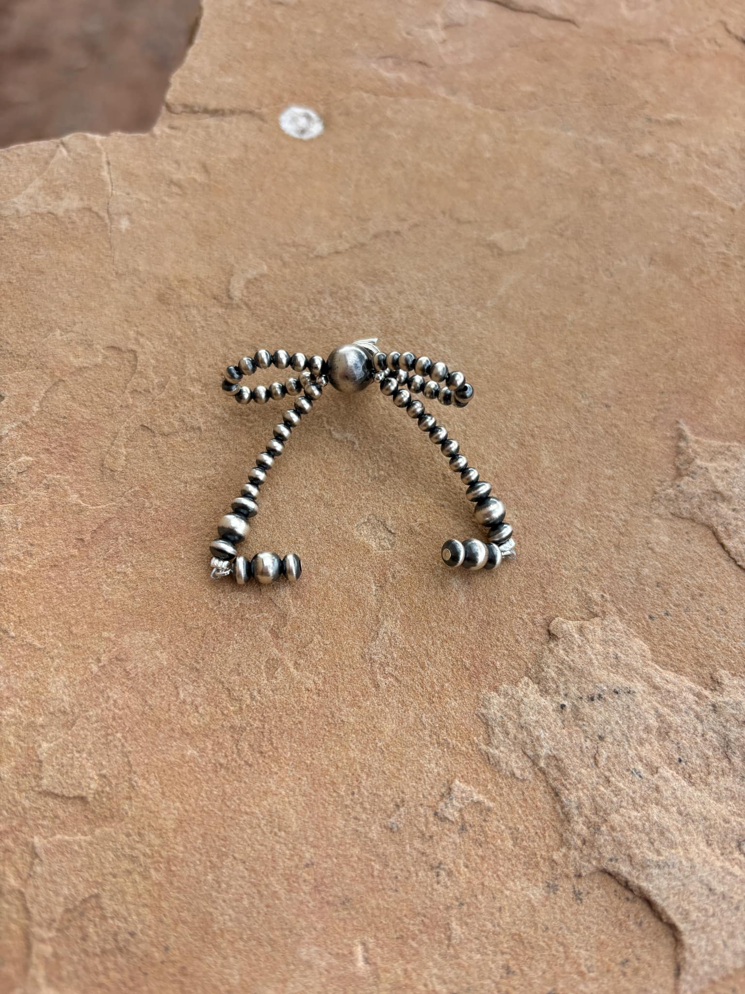 Pearl Bow Tie Hair Accessory