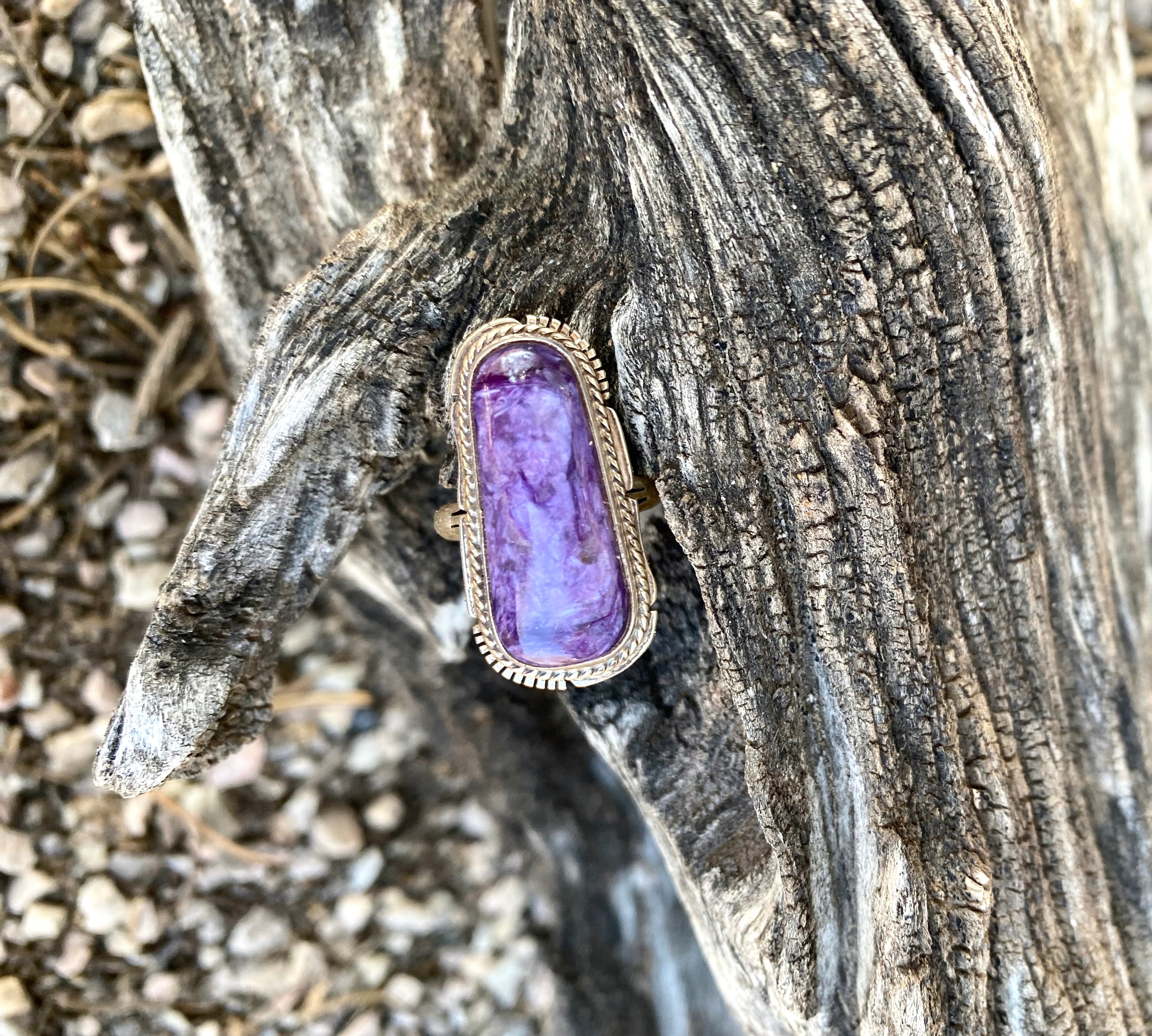 REGAL CHARIOTE RING FROM THE ROGERS COLLECTION