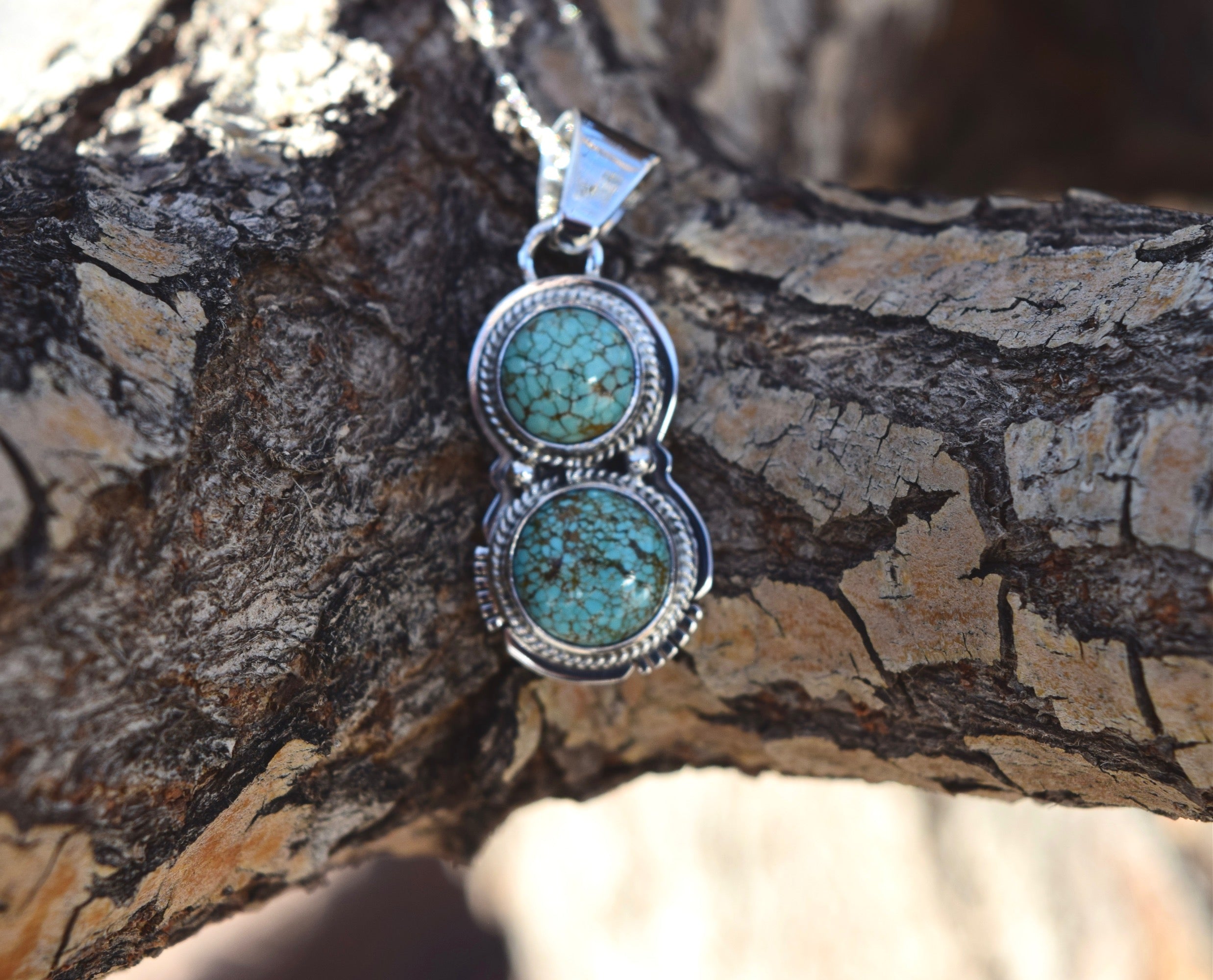 THE ARTIC NECKLACE FROM THE RODGERS COLLECTION