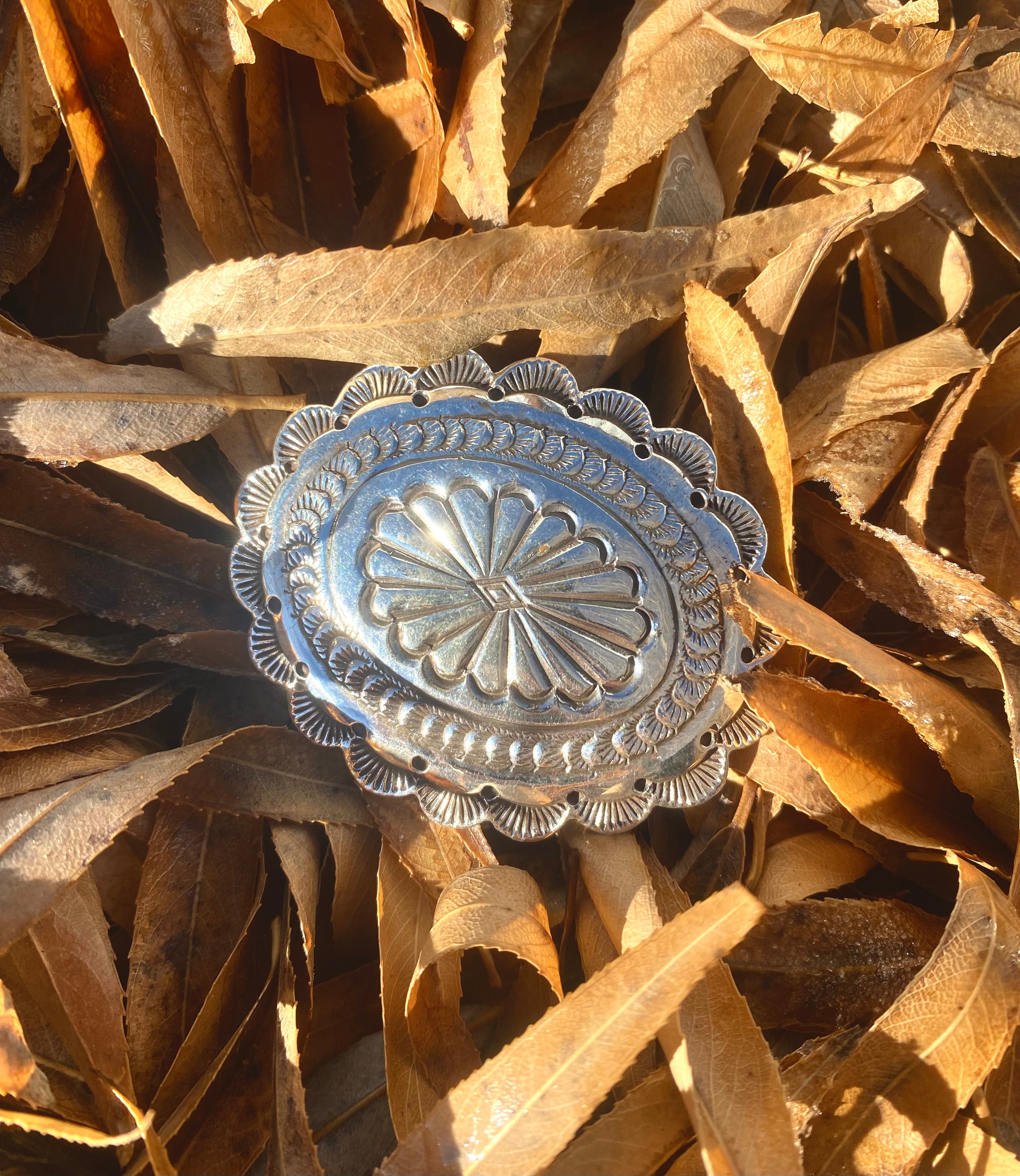 THE CLASSIC CONCHO PIN FROM THE RODEGRS COLLECTION