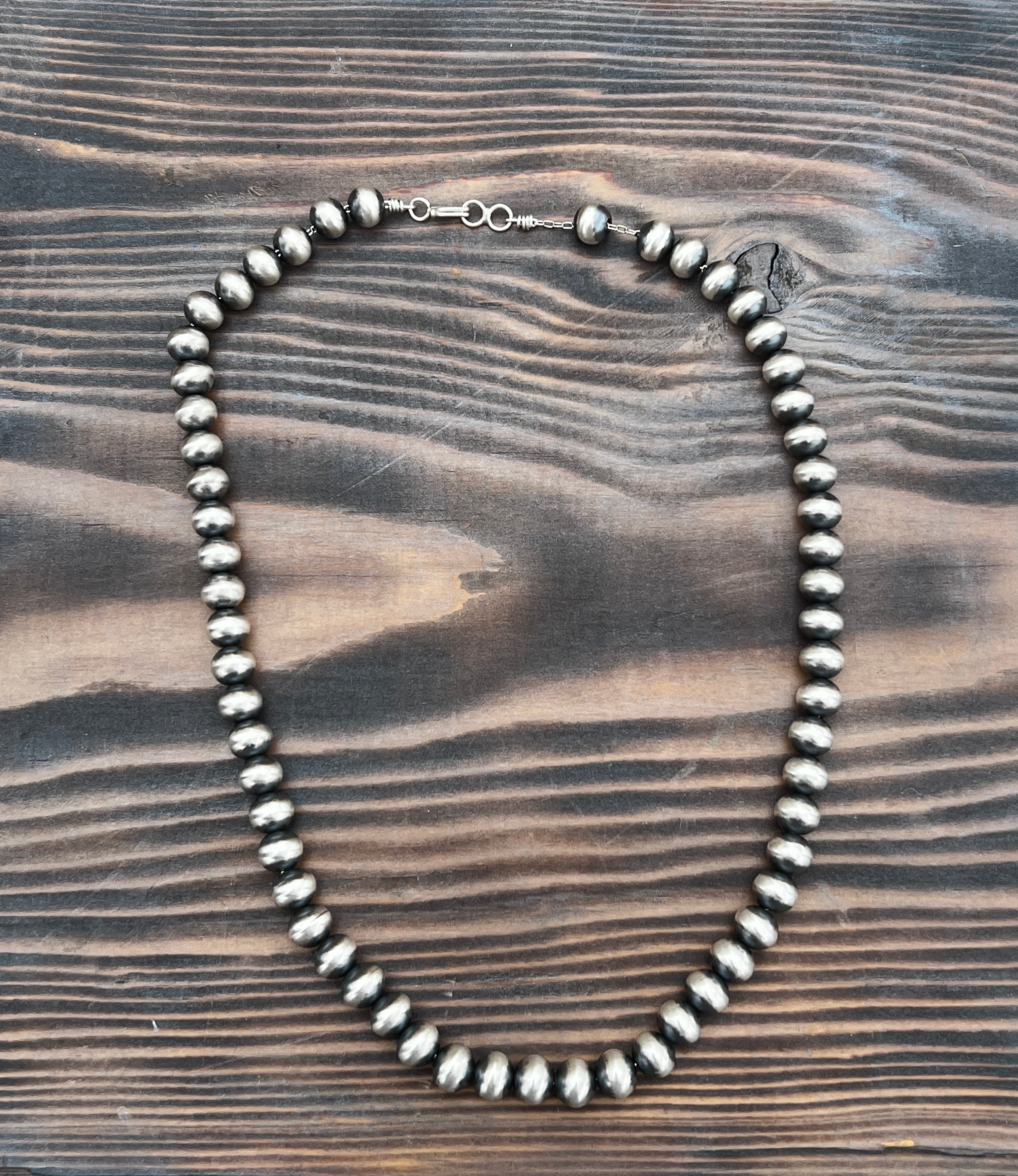 19" Handmade Navajo Pearl Round Bead Necklace