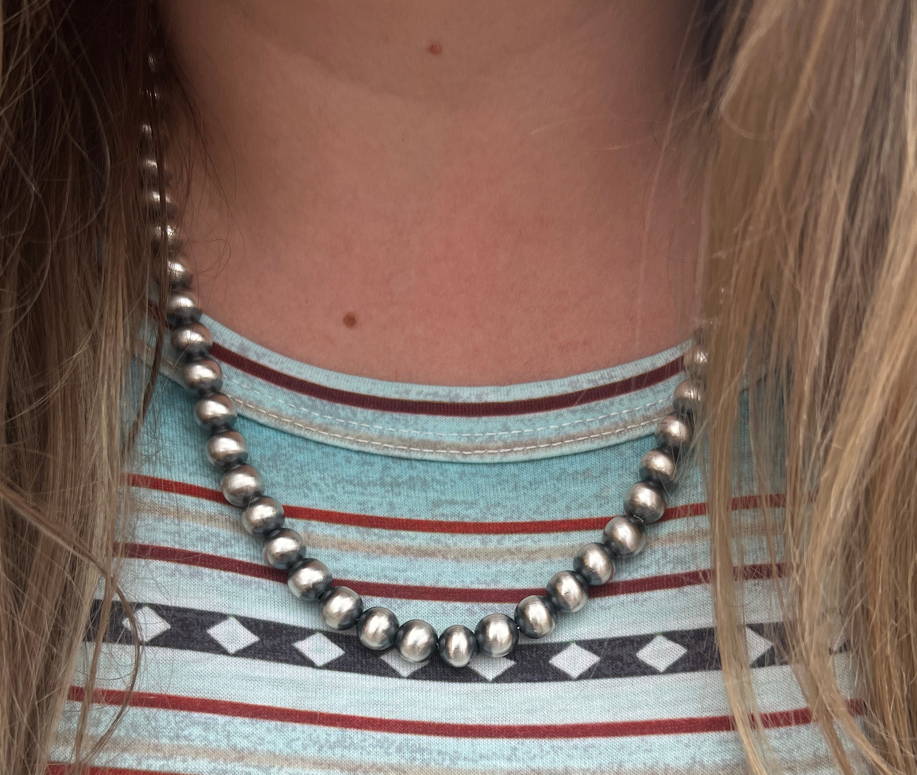 19" Handmade Navajo Pearl Round Bead Necklace