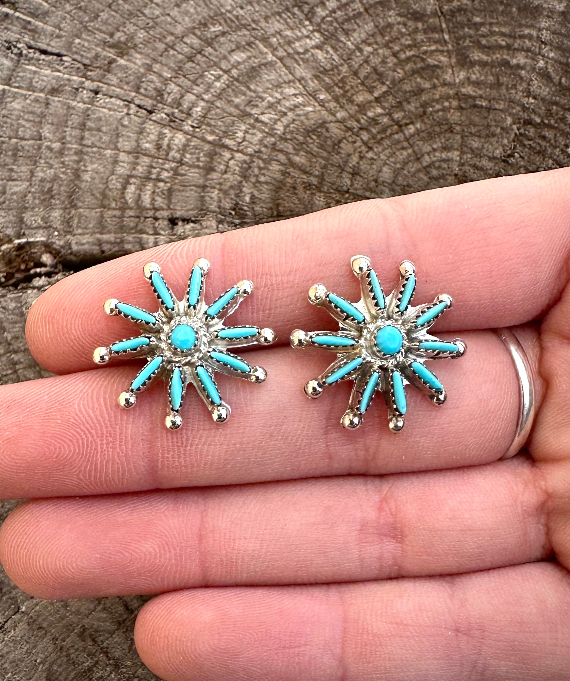 Vintage Zuni Needle Point Studs