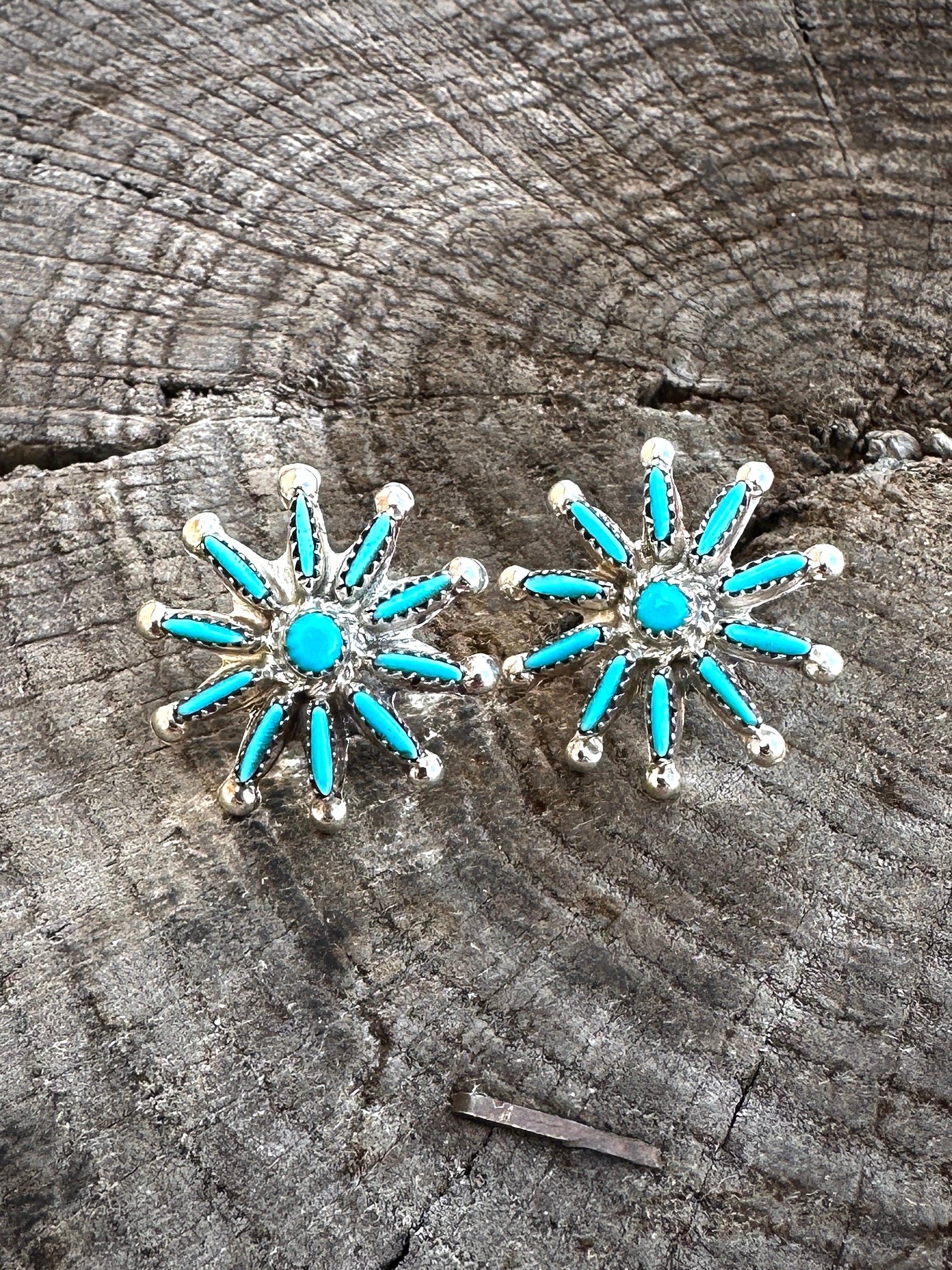 Vintage Zuni Needle Point Studs