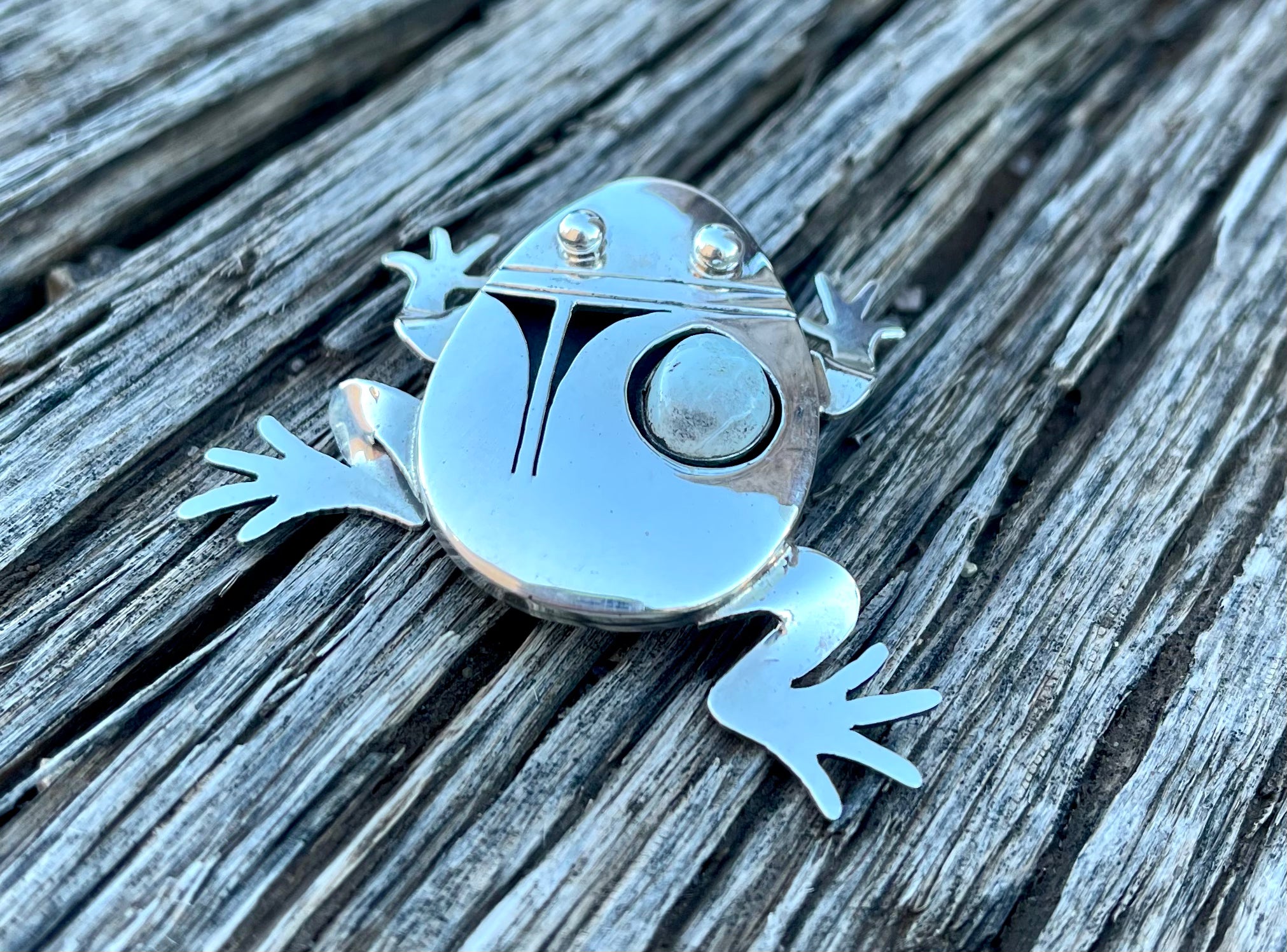 Teeny Frog Pin with Dry Creek Stone from Rodgers Estate