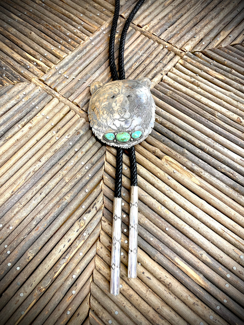 Copper Grizzly Bear Bolo Tie Hand Made in Montana Sari Silk -  Portugal