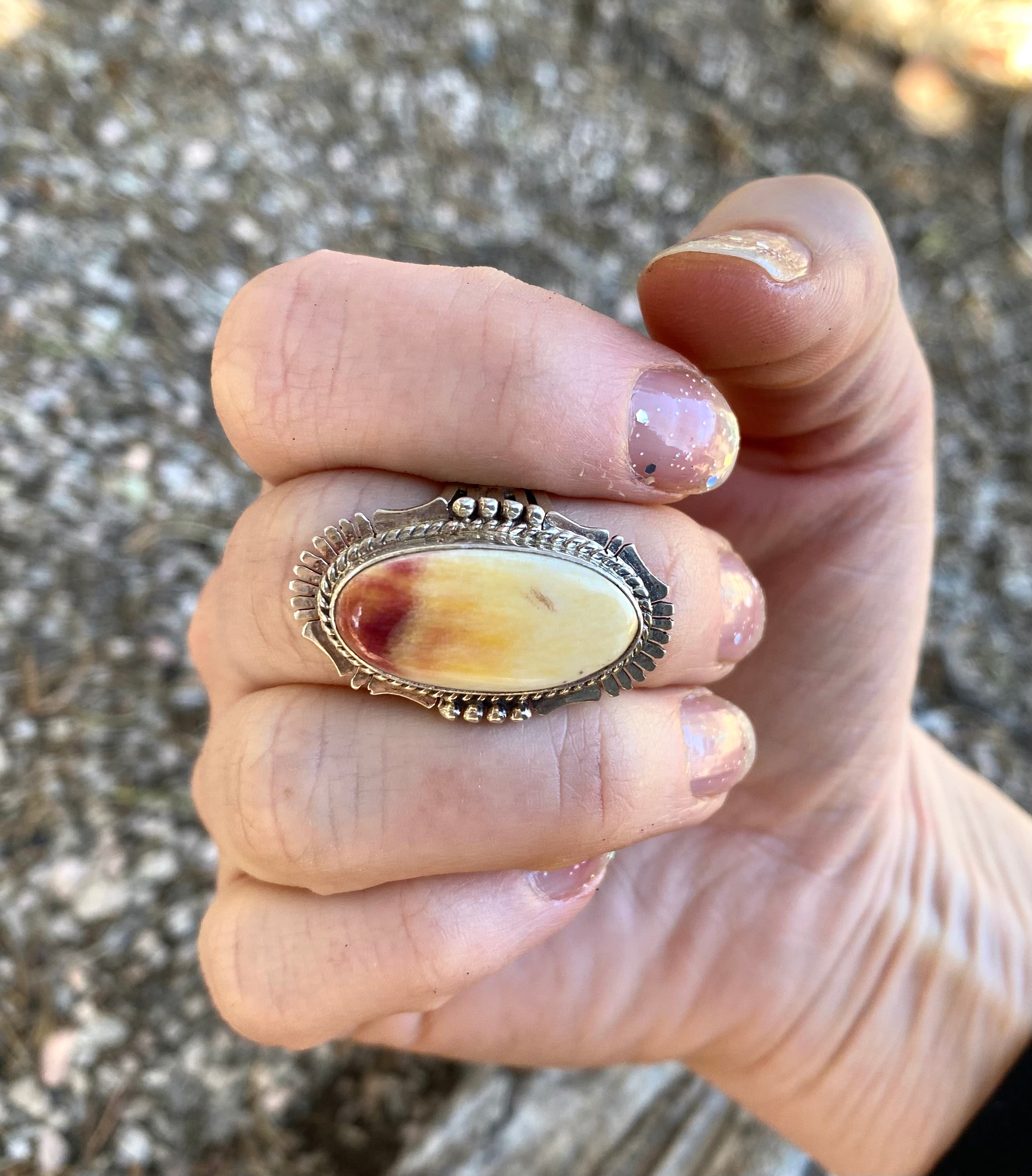 Sunset Spiny Oyster Ring From The Rogers Collection