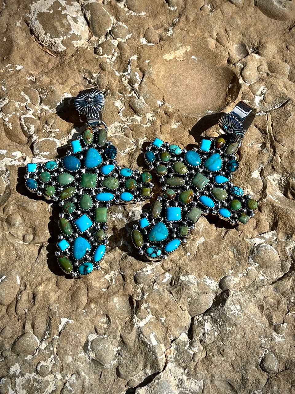 Melting!!! Vintage Cluster Cross Pendant