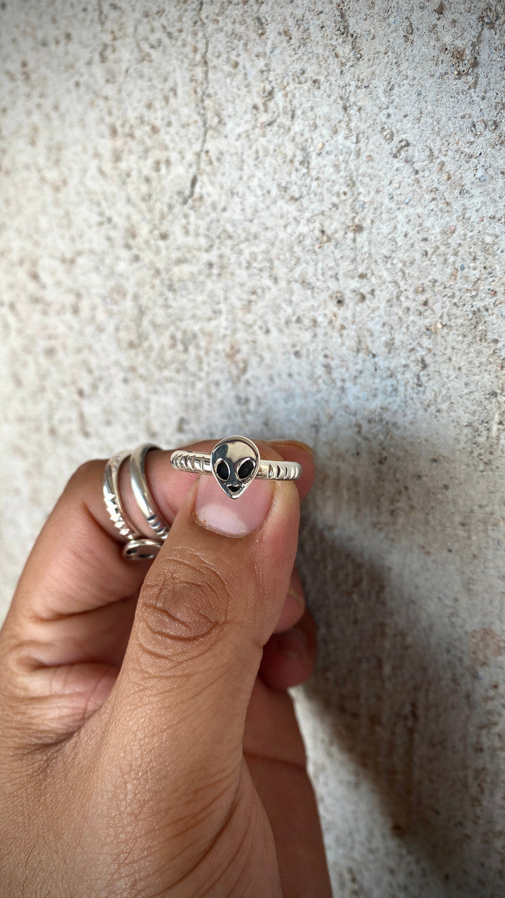 Out of this world!! Alien Head Rings (High Shine or Old Style)