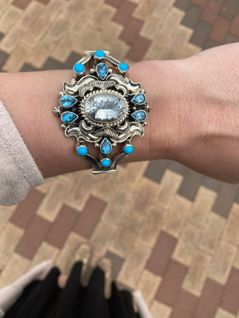 Dreamy, Emerson Delgarito Cuff