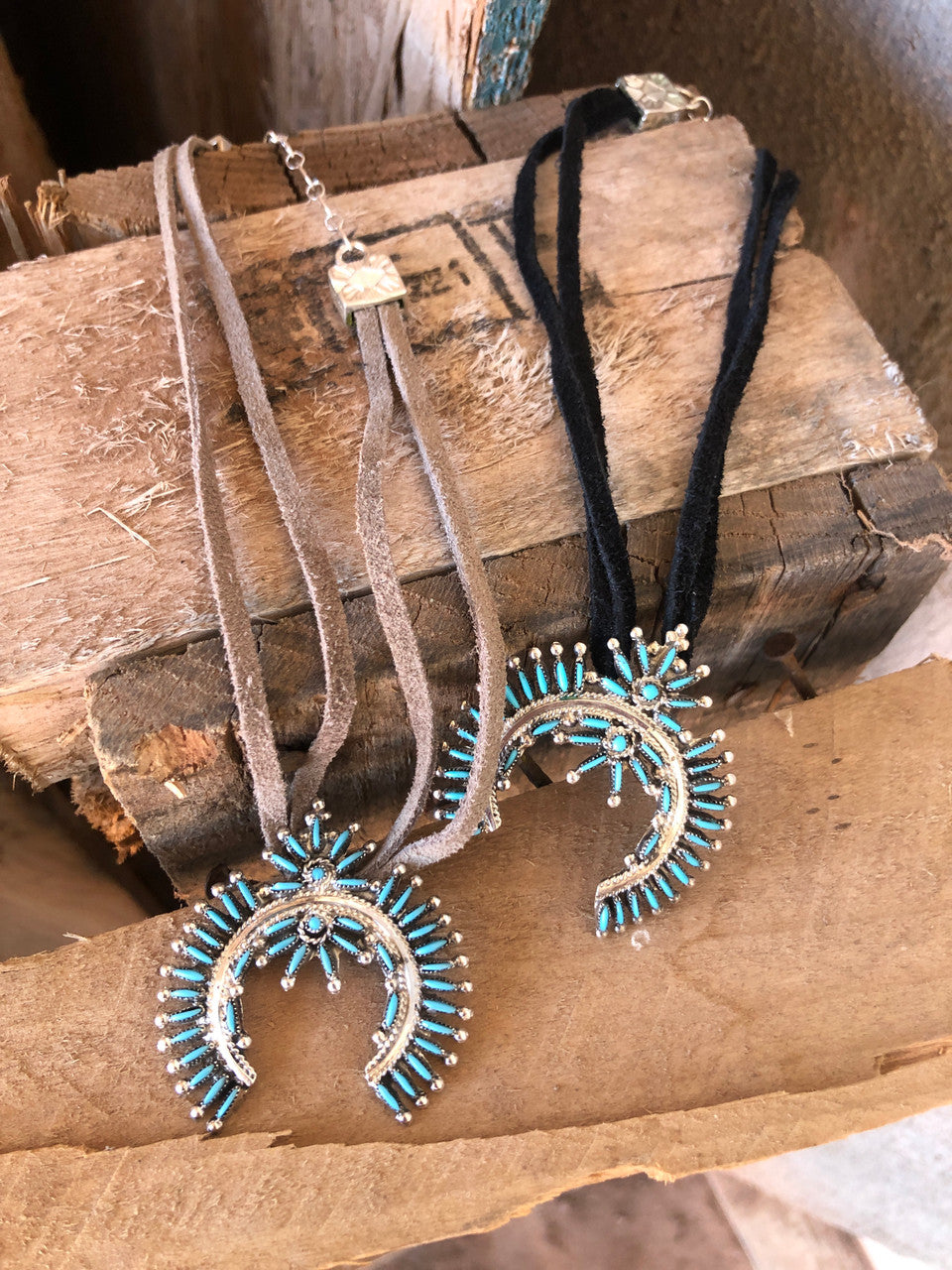 Chaco Canyon Sleeping Beauty Turquoise Zuni Choker Artist Lorna Mahkee