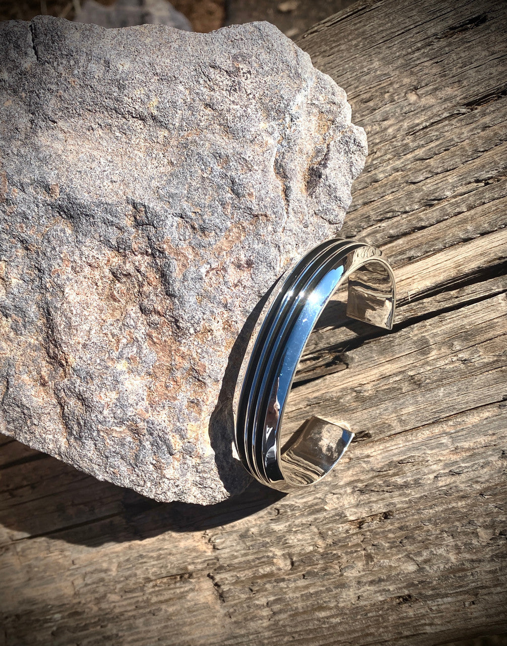 Vintage Tahe sterling silver cuff