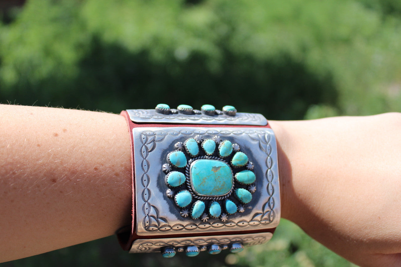Chaco Canyon Sterling Silver Red leather Kingman Green Turquoise Bow Guard