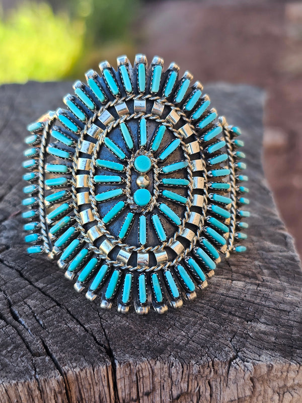 Zuni Campitos Clustered Turquoise Cuff