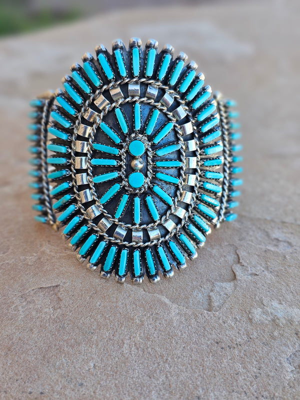 Zuni Campitos Clustered Turquoise Cuff