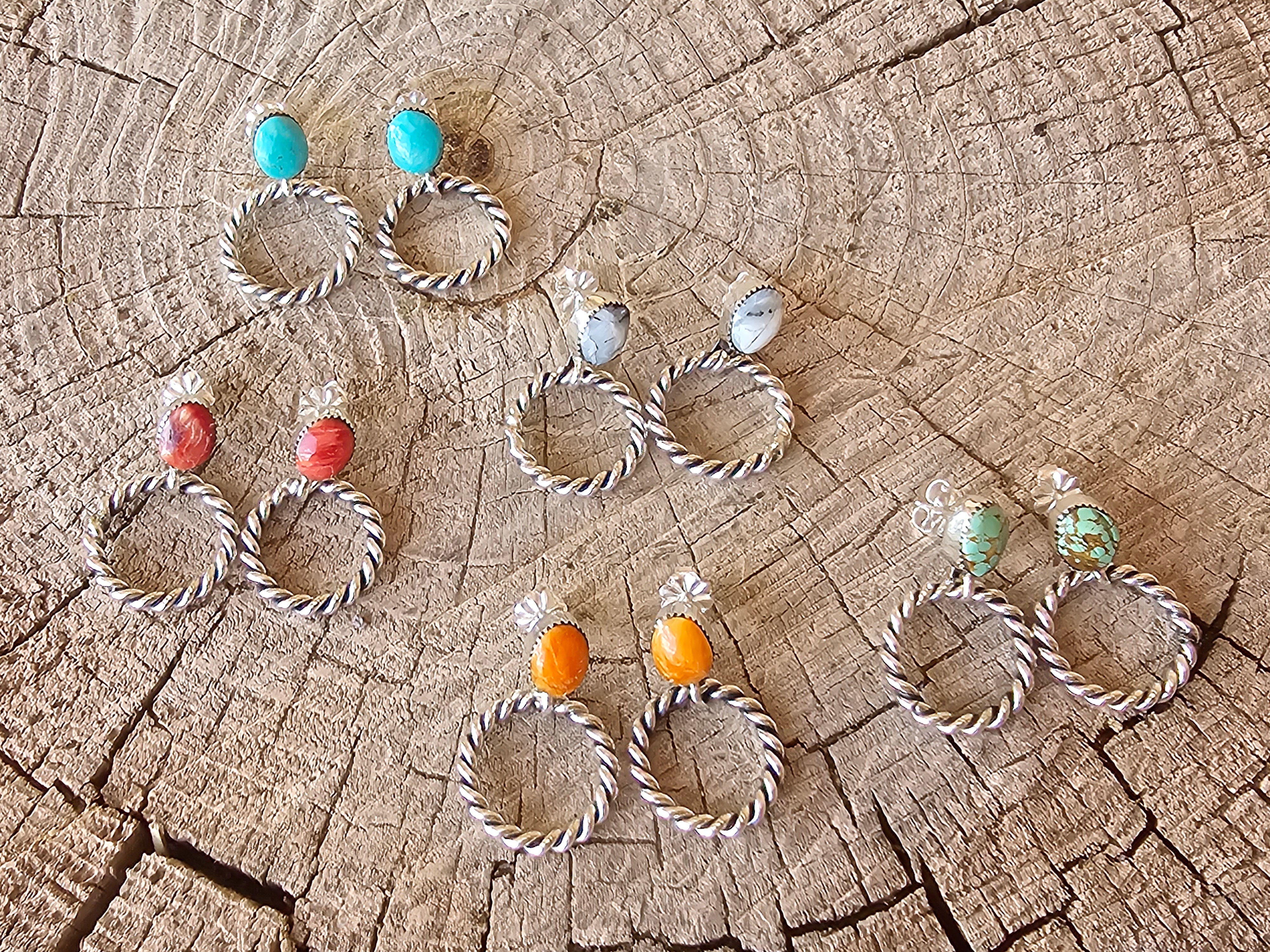 Joyous Hoops of Minnie Earrings