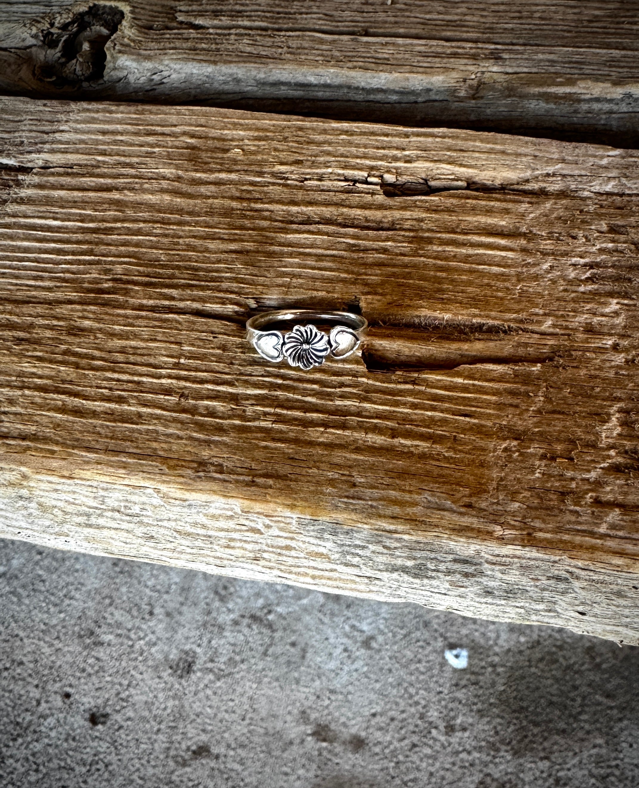 Chaco Canyon Heart Flower Ring