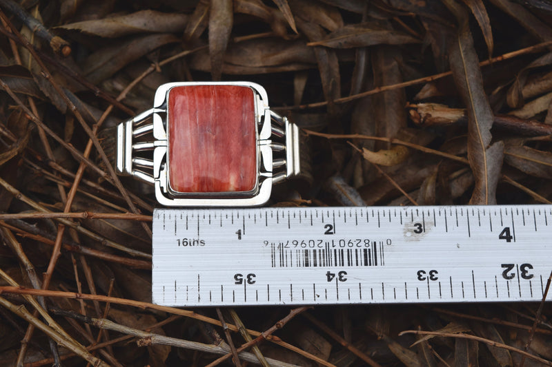 VINTAGE RED SPINEY SQUARE CUFF