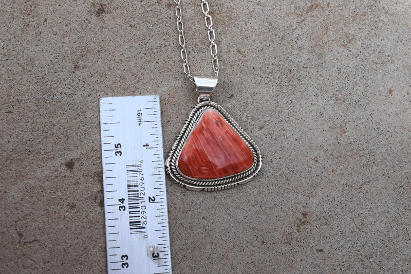 VINTAGE RED SPINEY TRIANGLE NECKLACE