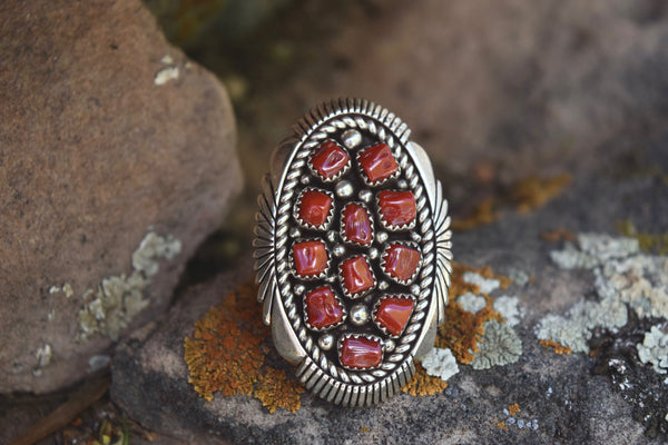 VINTAGE CORAL CLUSTER RING