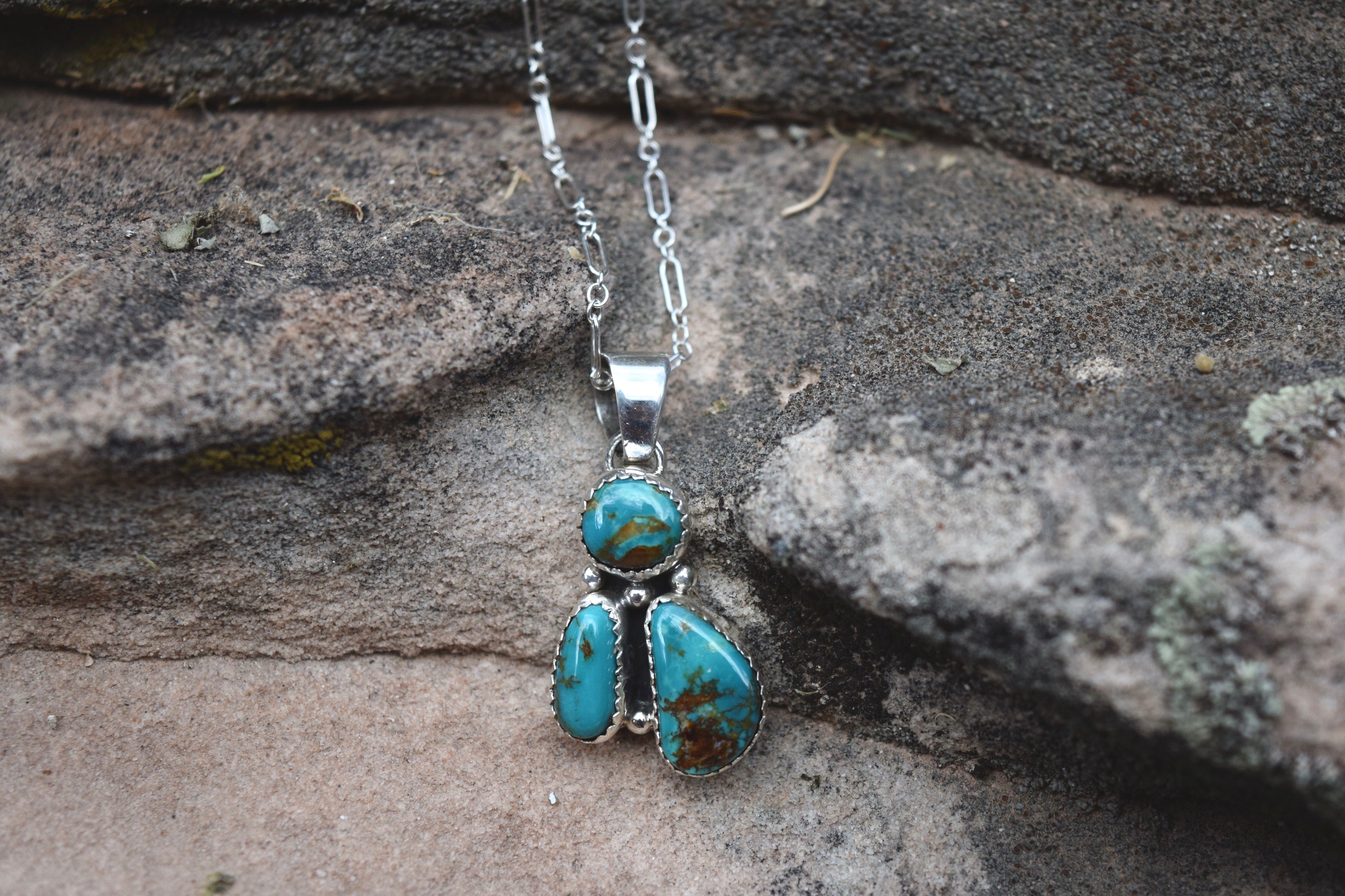 DAINTY SIERRA NECKLACE FROM THE RODGERS COLLECTION