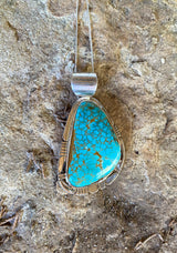 Alluring Kingman Turquoise Necklace From The Rodgers Collection