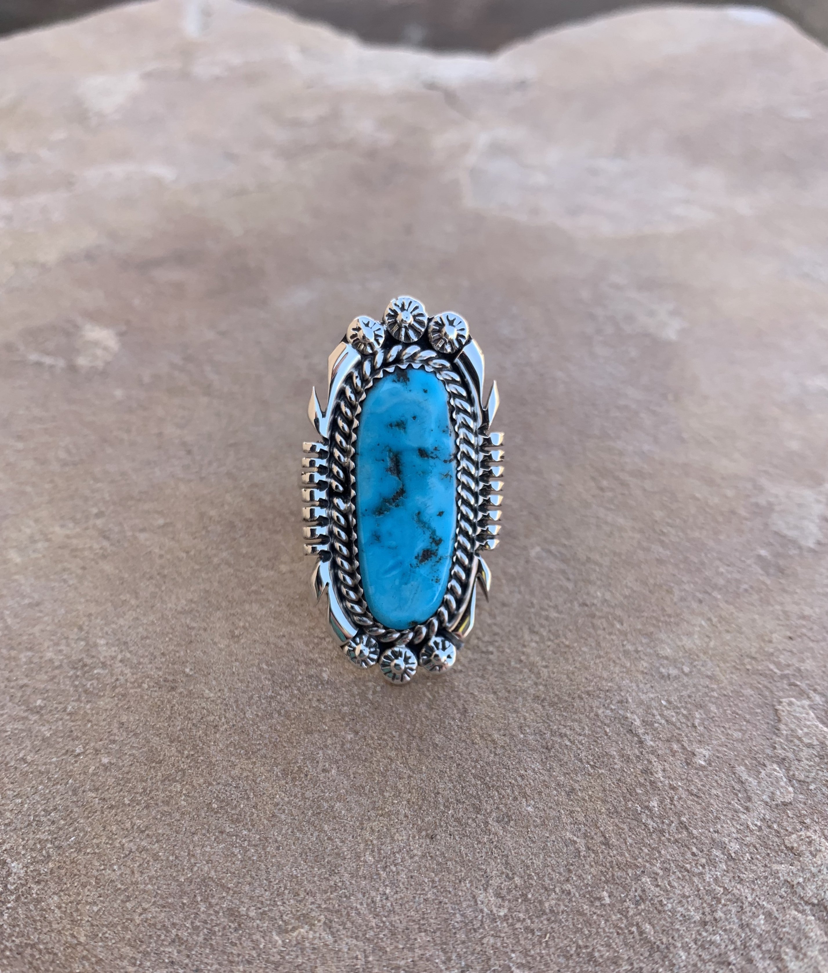 Etched Elongated Campitos Ring