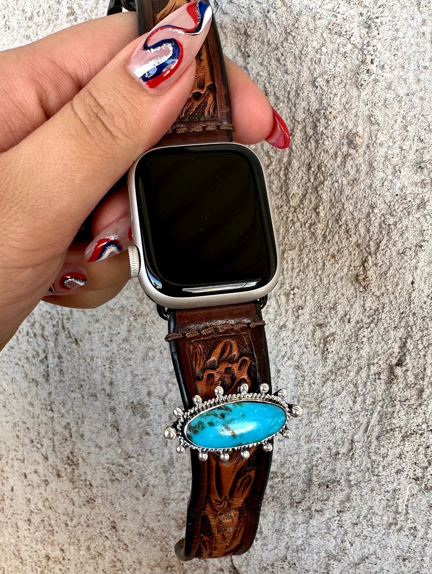 Showstopper Oval Apple Watch Accessory