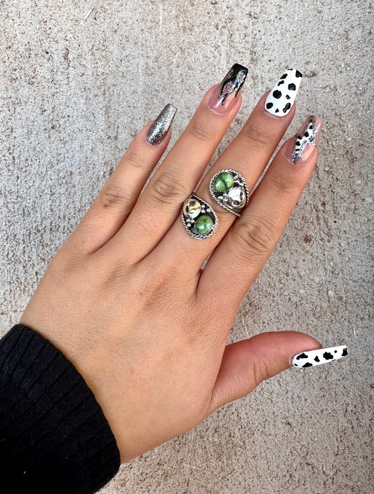 Double TROUBLE Alien Ring, Grungy Girl Collection