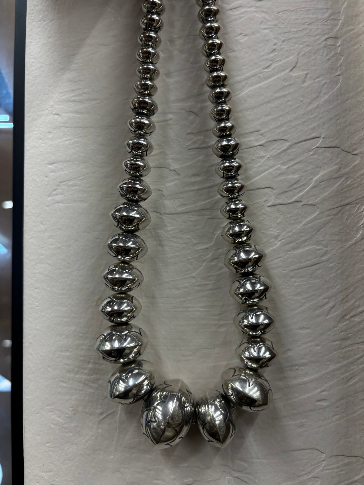 Stamped Handmade Graduated Navajo Pearls
