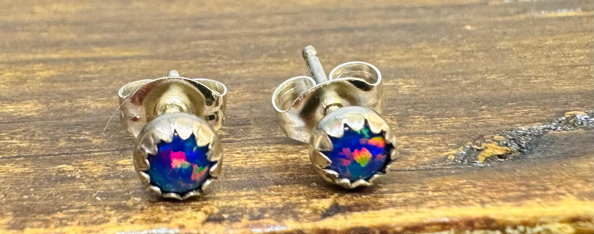 Mini Barbie Opal Stud