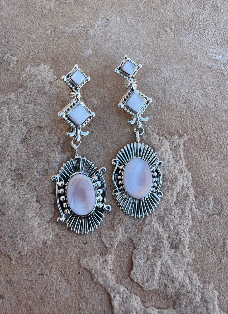 Pink Conch Shell Dangling Earrings