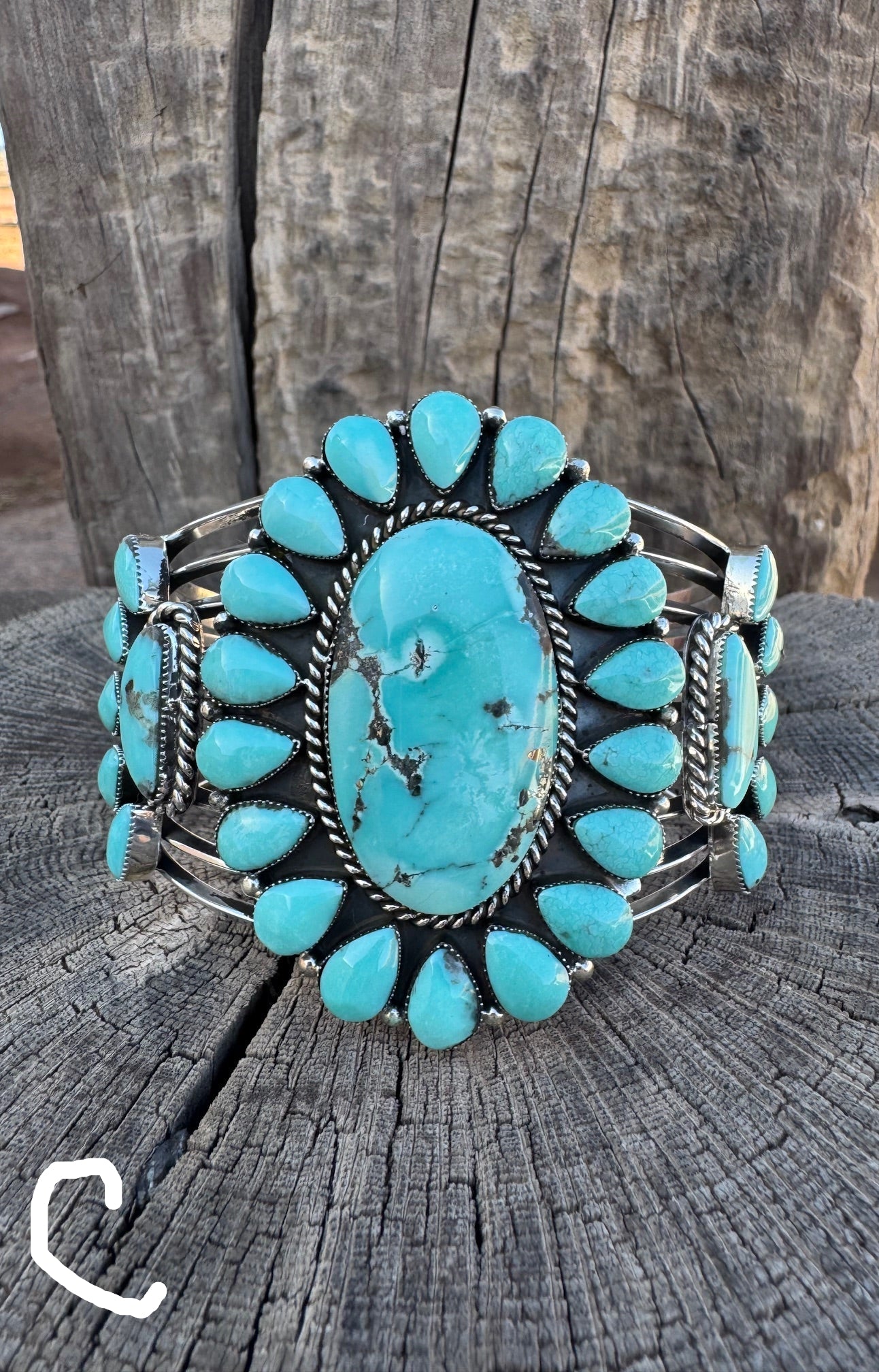 Large Oval Cluster Cuff