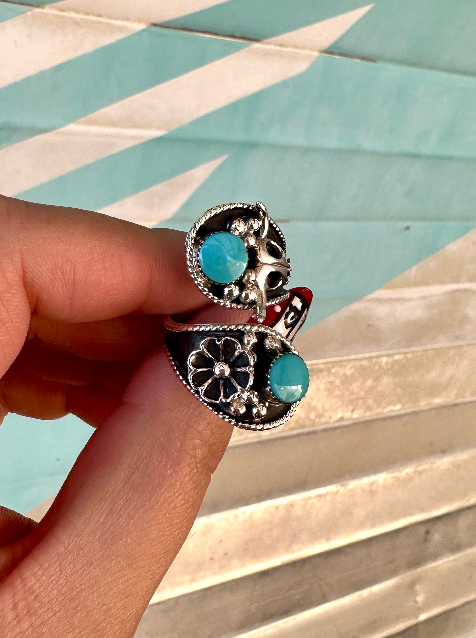 Adjustable Punchy Cow Boss Ring