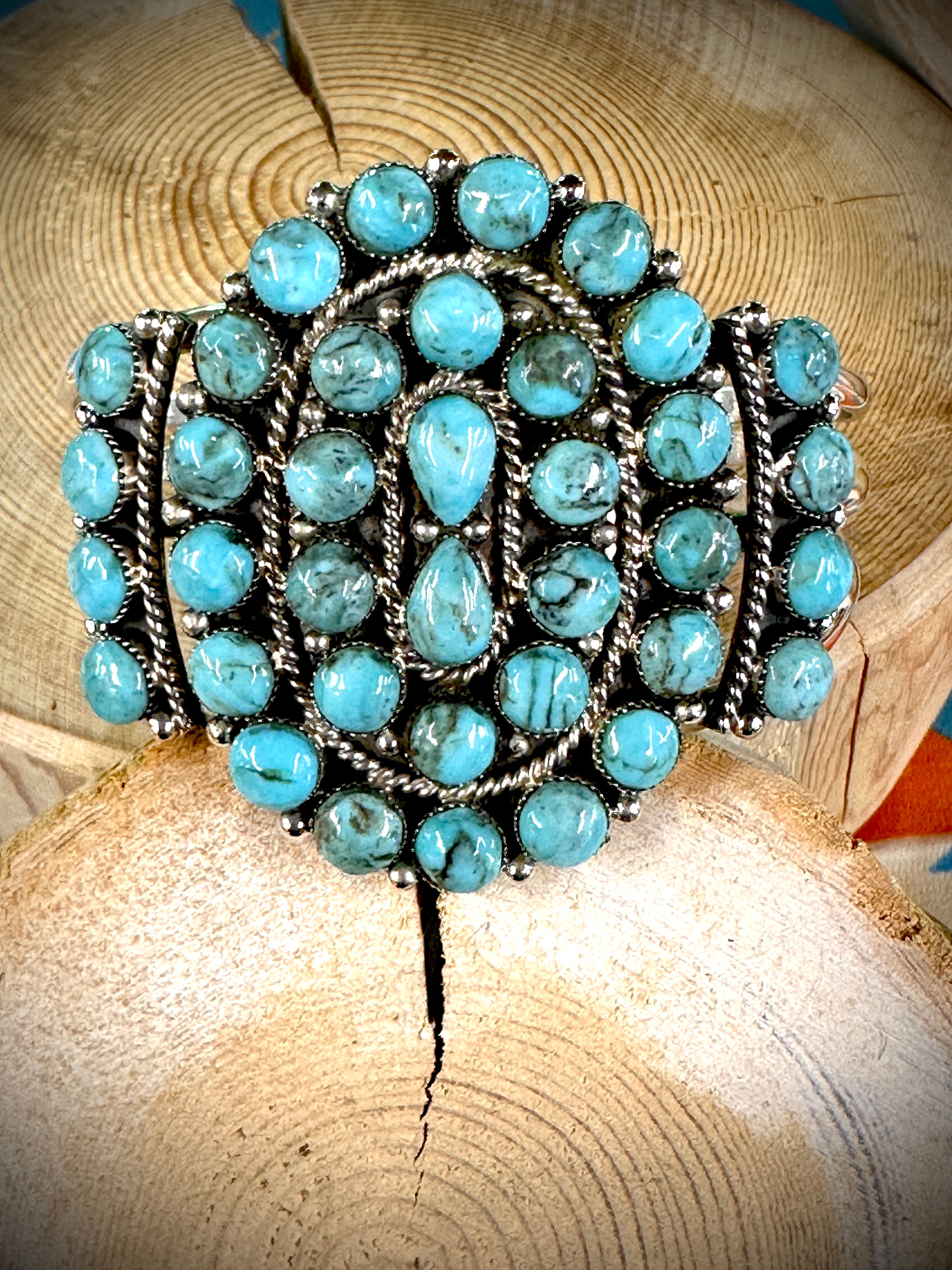 O'er The Sand Dunes Cluster Cuff