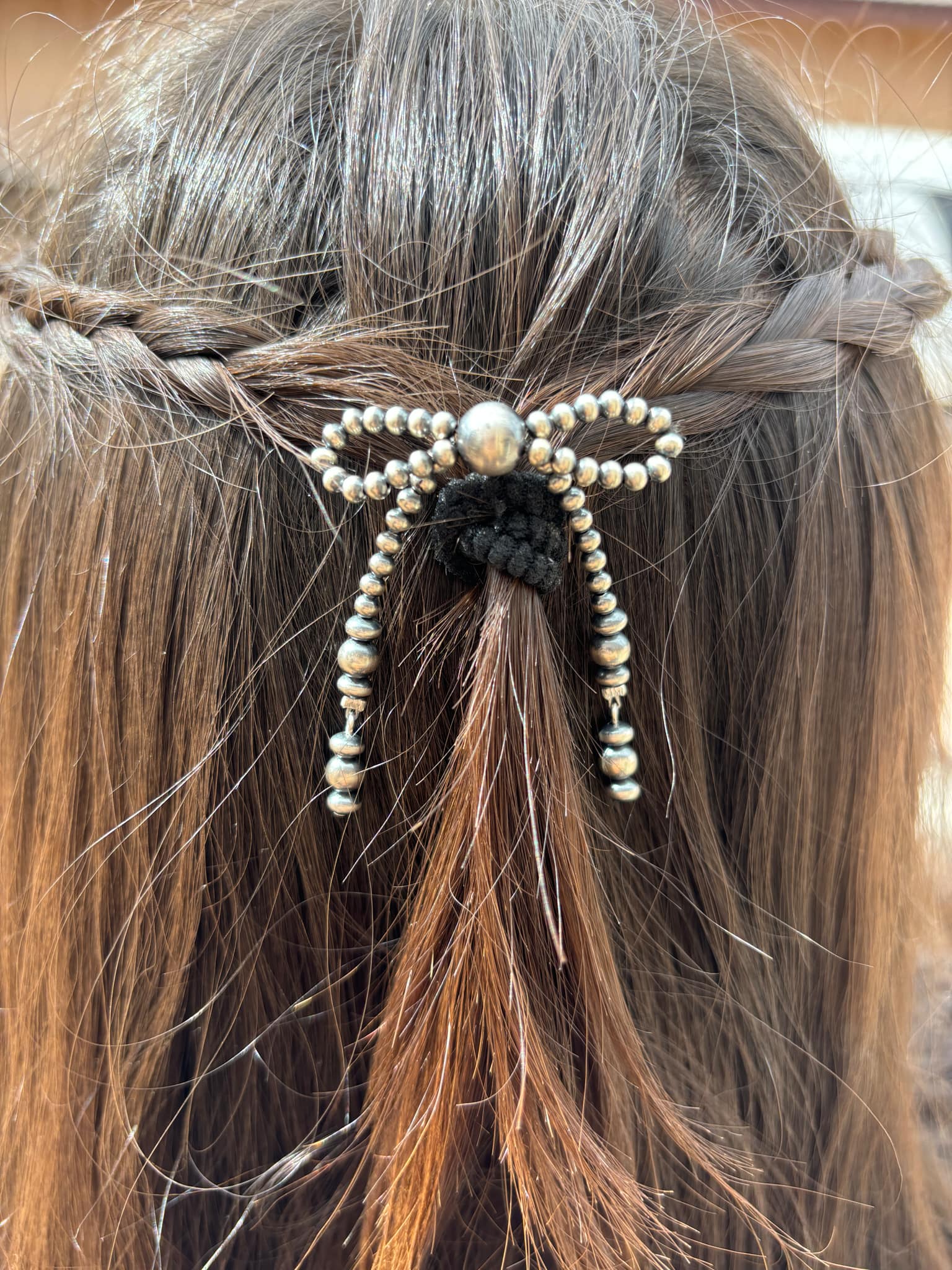 Pearl Bow Tie Hair Accessory