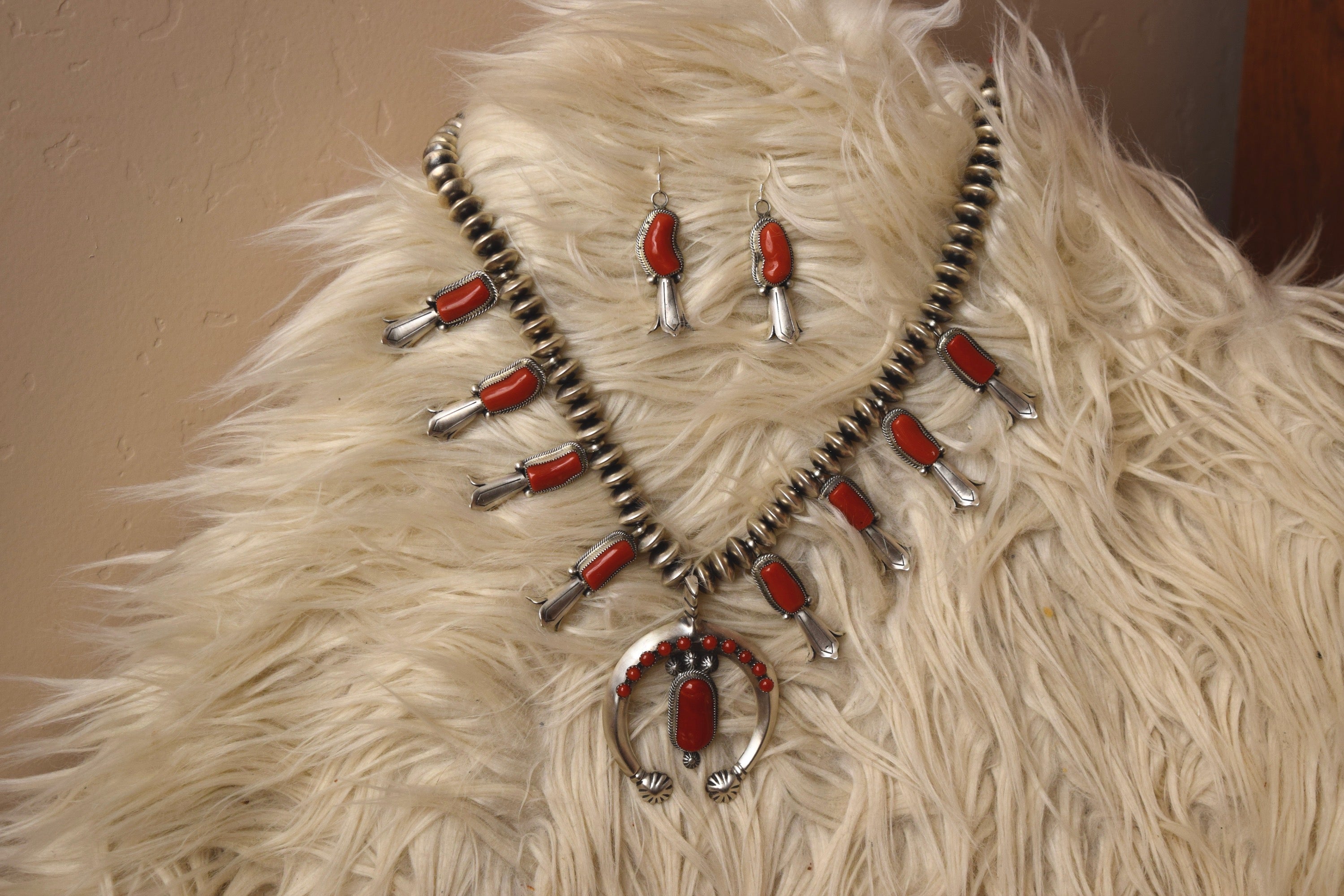 MEDITERRANEAN CORAL SQUASH BLOSSOM & EARRING SET